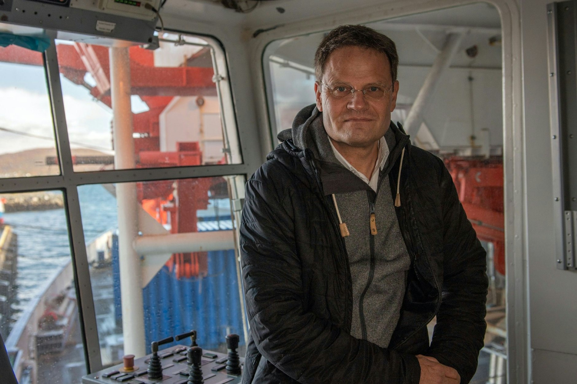Norwegen, Tromsö: Markus Rex 2019 auf de Brücke der „Polarstern“.