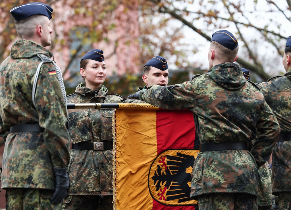 Bundestag-beschlie-t-neuen-Wehrdienst-ab-2026