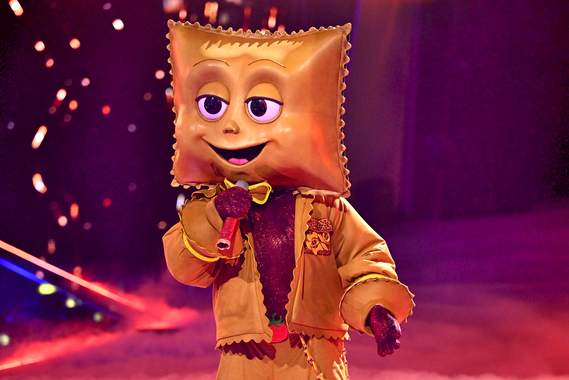 Wer steckt im Ravioli bei „Masked Singer“? Viele Zuschauer sind sicher, dass sie den Star längst enttarnt haben. Es ist Sänger Pietro Lombardi! 