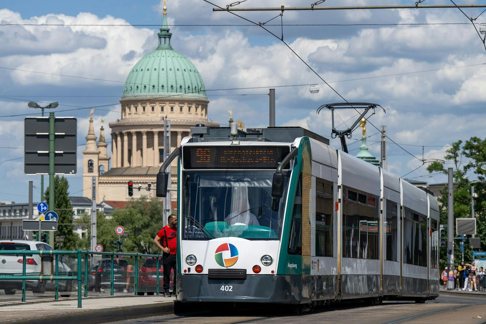 Der AB-Einzelfahrschein kostet in Potsdam künftig 3 Euro, 20 Cent mehr als bisher.