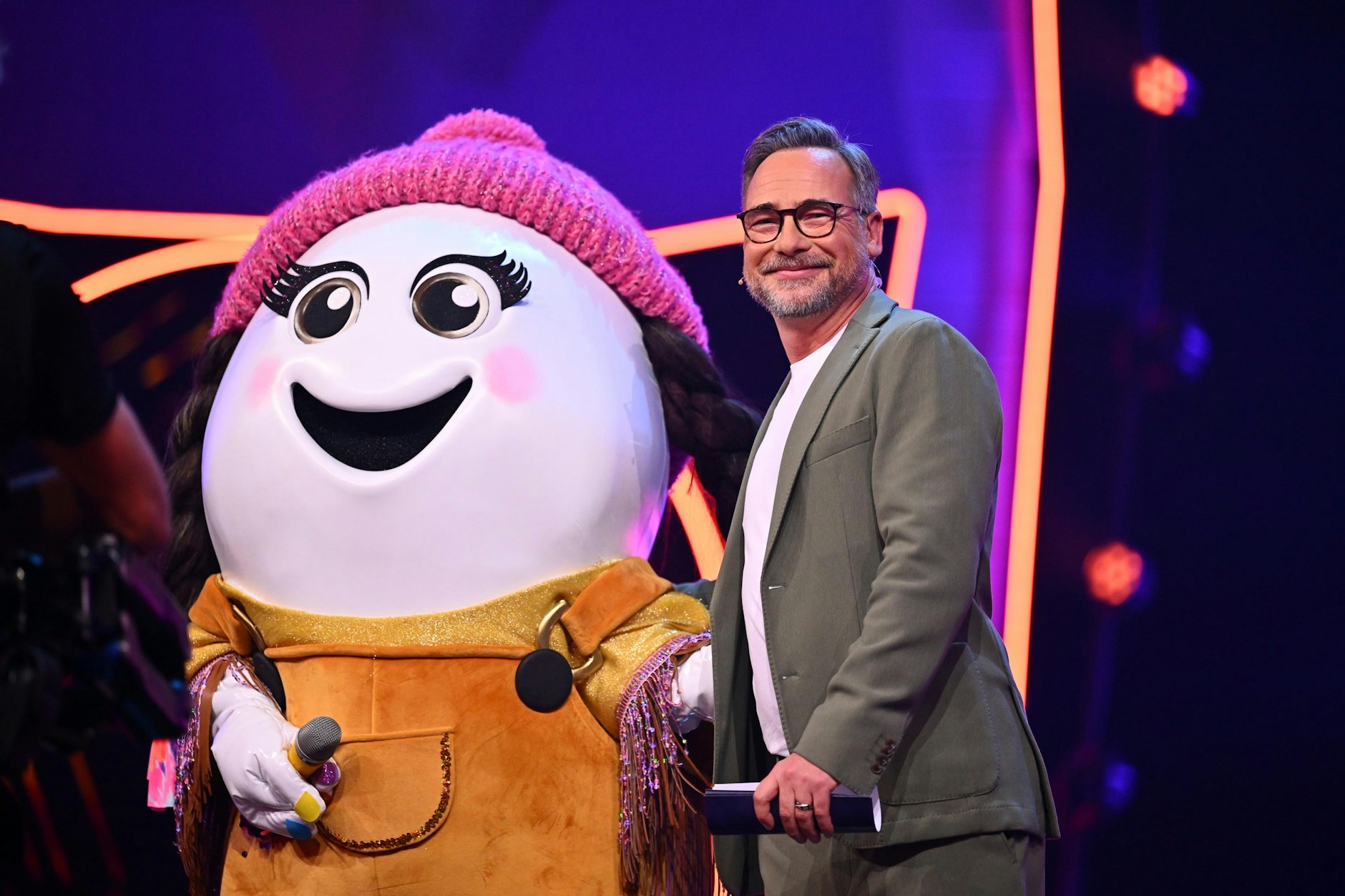 Das Ei namens Eggi soll angeblich Amira Aly sein - bis vergangene Woche glaubten noch die meisten Zuschauer an Collien Fernandes.