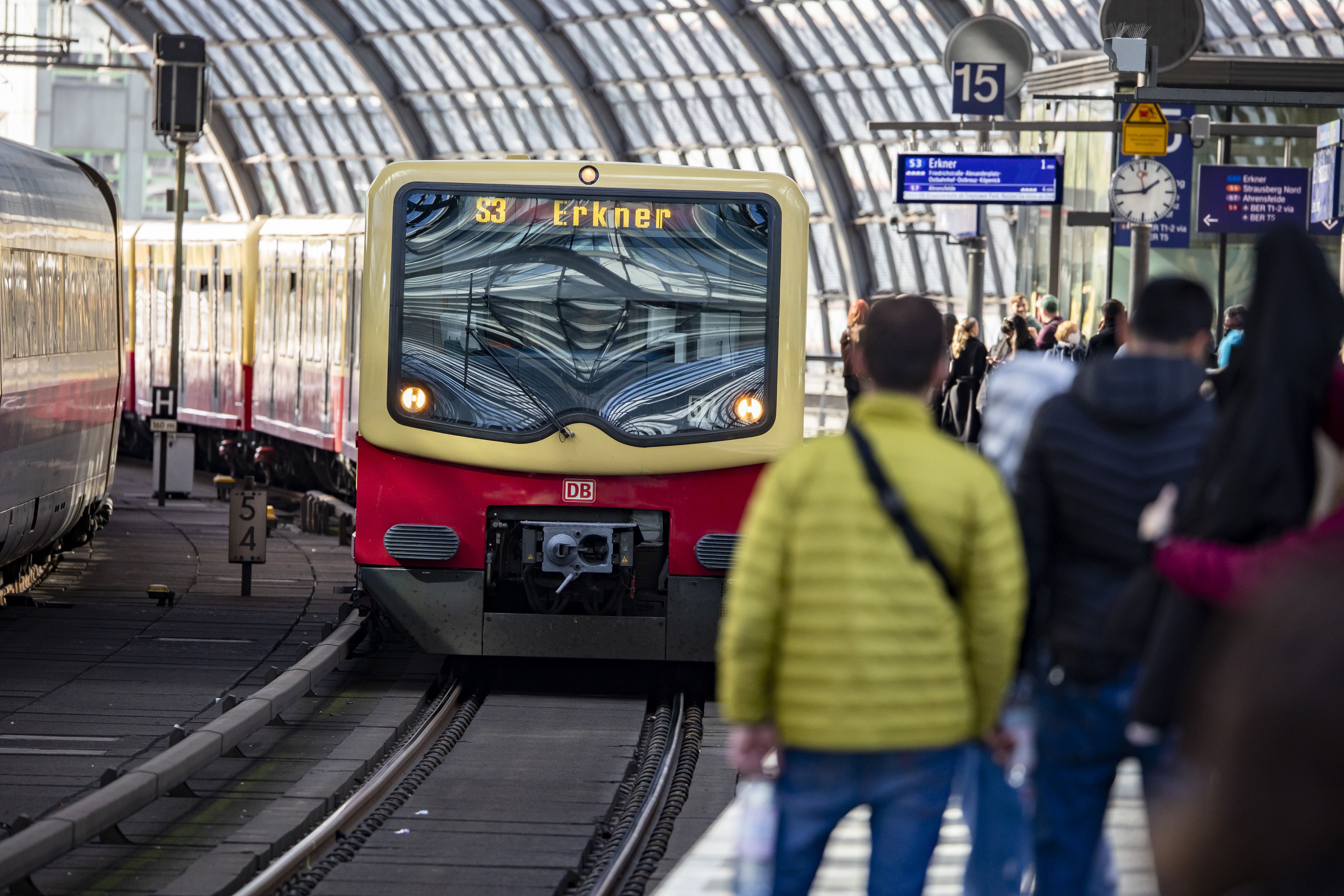 Image - Ab 1. Januar werden die Öffis teurer: Was für Berliner und Brandenburger wichtig ist