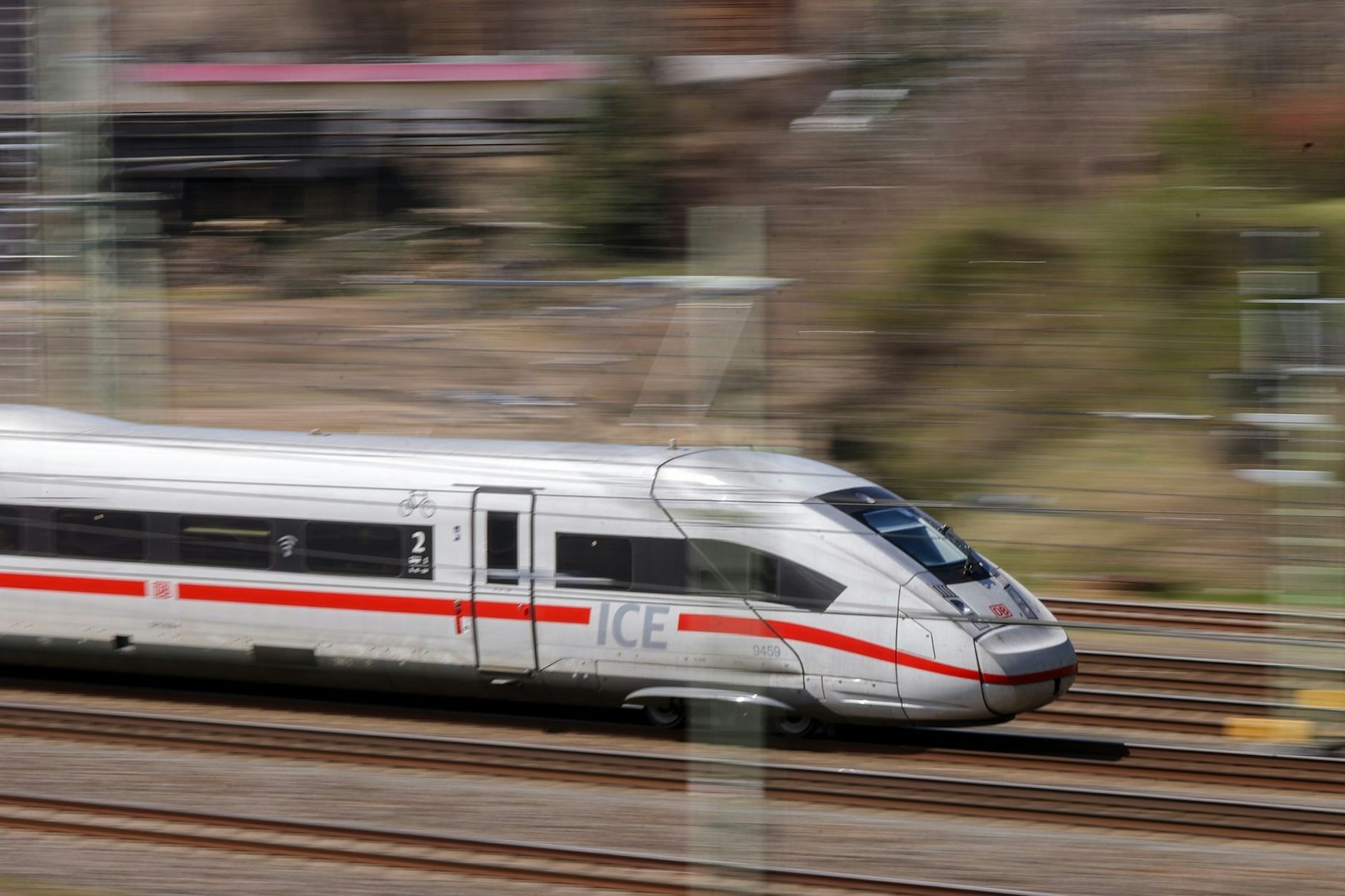 Fast jeder zweite Fernzug der Deutschen Bahn war zuletzt wieder verspätet.