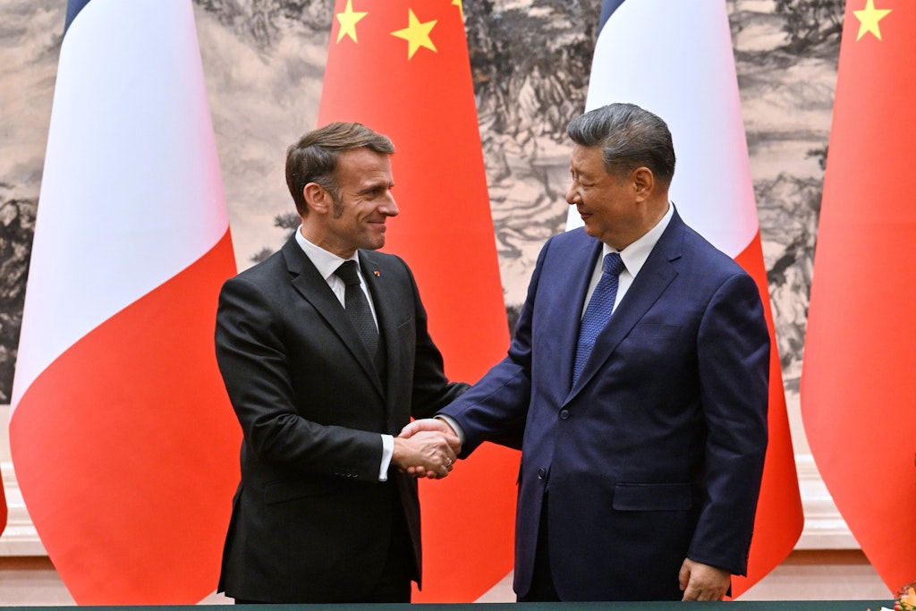 Frankreichs Präsident Macron droht China mit Zöllen
