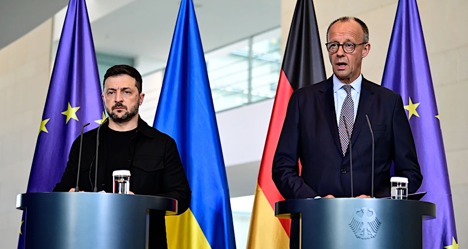 Deutschland ist nicht zu Verhandlungen mit Russland bereit: Bundeskanzler Friedrich Merz (r.) mit dem ukrainischen Präsidenten Wolodymyr Selenskyj.