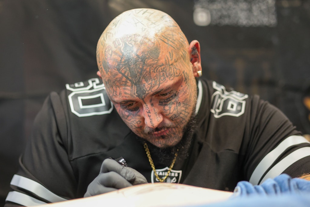 Tattoos fördern laut Studie Entzündungen im Körper