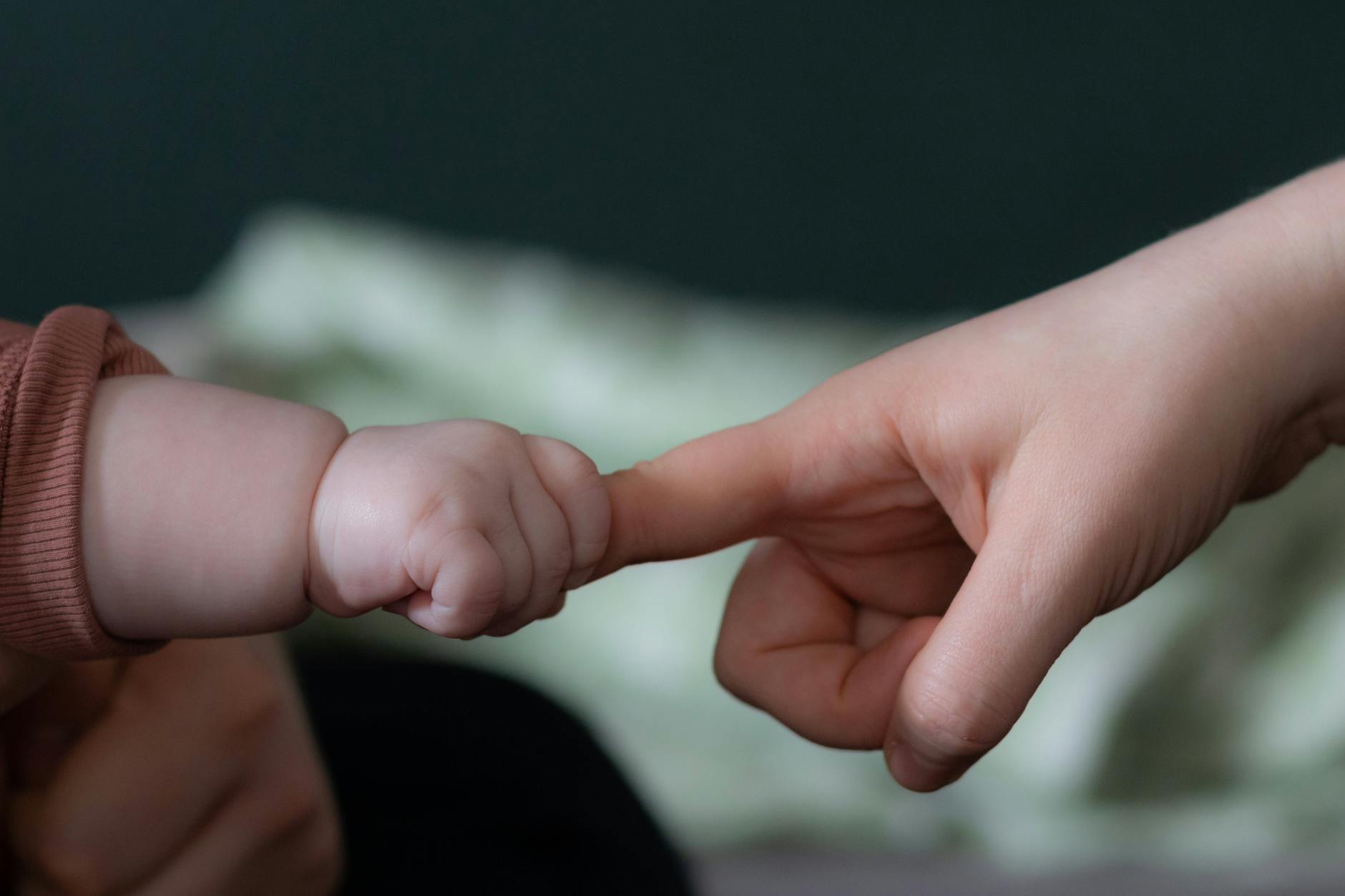 Wer ein Kind zur Welt bringt, darf sich typisch für Deutschland erstmal mit einem Haufen Bürokratie beschäftigen.