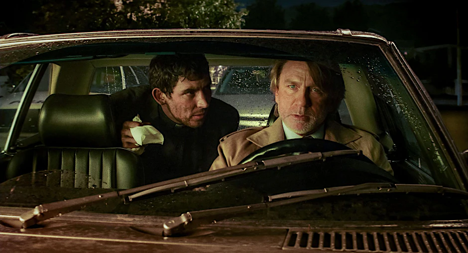 „Wake Up Dead Man: A Knives Out Mystery“ mit Daniel Craig auf Netflix: Grusel, Witz, Gesellschaftskritik