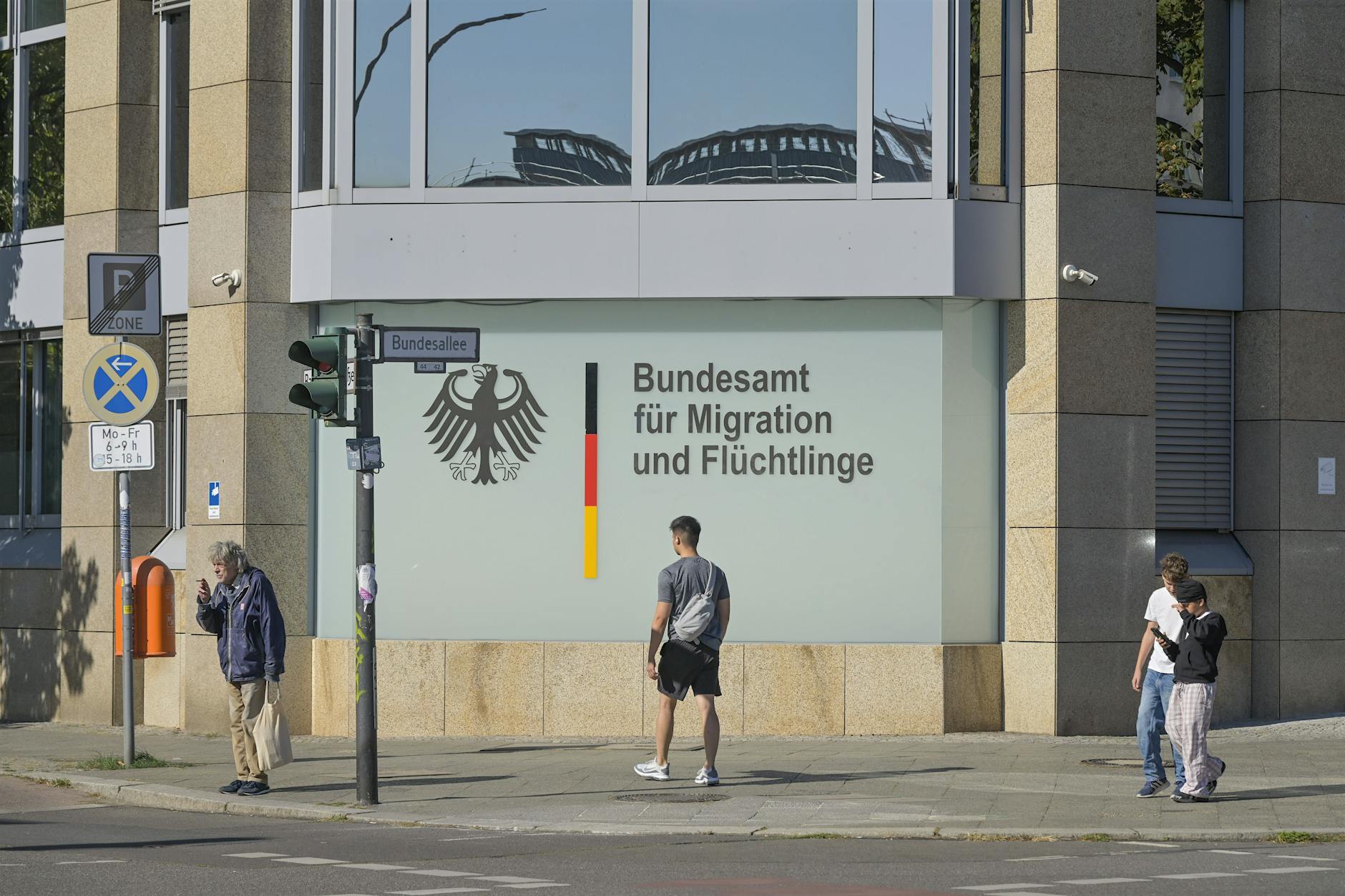 BKA enthüllt: Wie viele Straftaten Flüchtlinge wirklich begehen