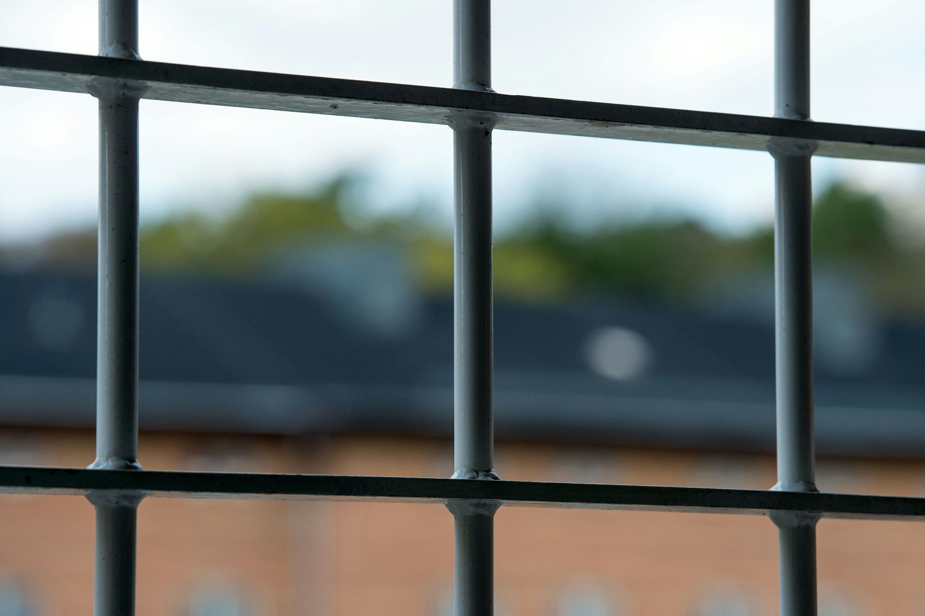 In einem Maßregelvollzug in Brandenburg soll es einen schweren Missbrauchsfall gegeben haben.