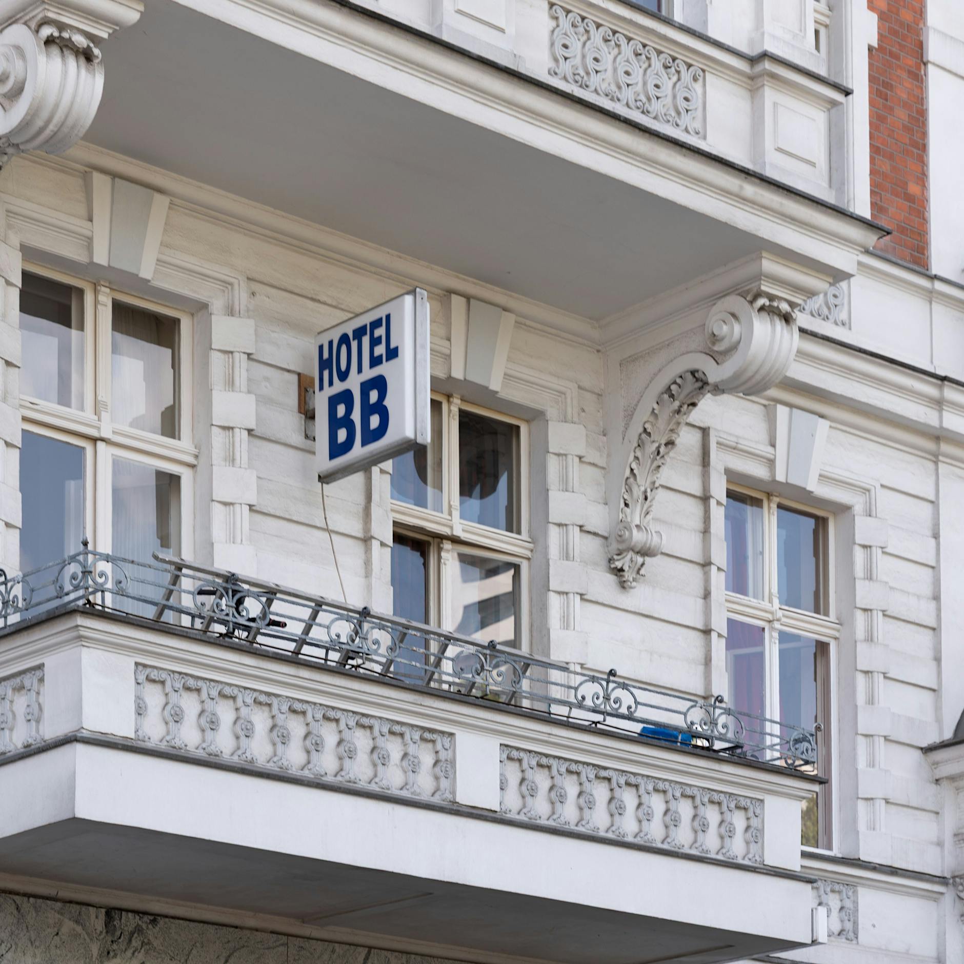 Berlin sperrt Obdachlosen-Hotel in der Fuggerstraße