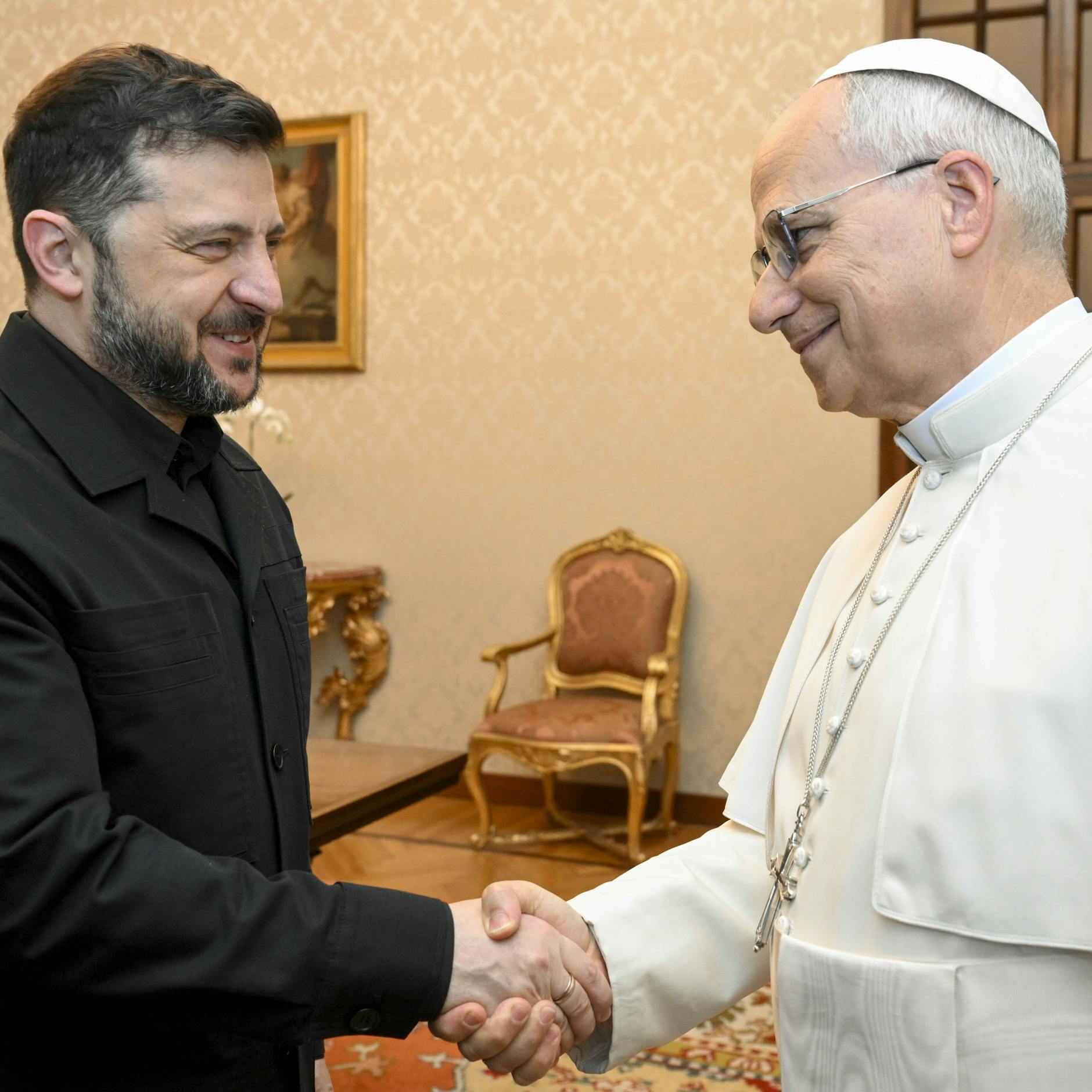 Image - Ukraine schickt neuen 20-Punkte-Friedensplan in die USA – Selenskyj trifft Papst