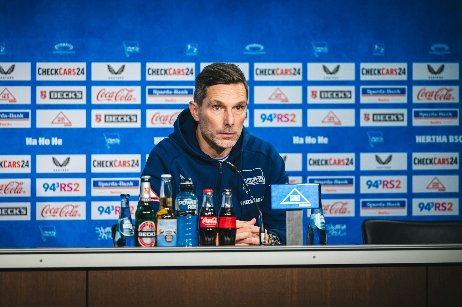Ruhig und besonnen: Stefan Leitl erlebt man als Trainer von Hertha BSC selbst bei Pressekonferenzen nur selten mal etwas emotionaler.