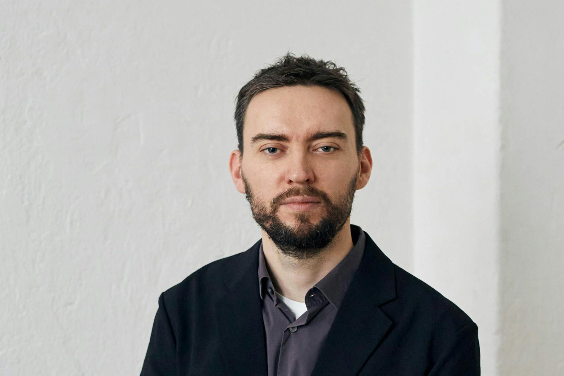 Dennis Brzek, der eben berufene neue Direktor des Mies-van-der-Rohe-Hauses Hohenschönhausen