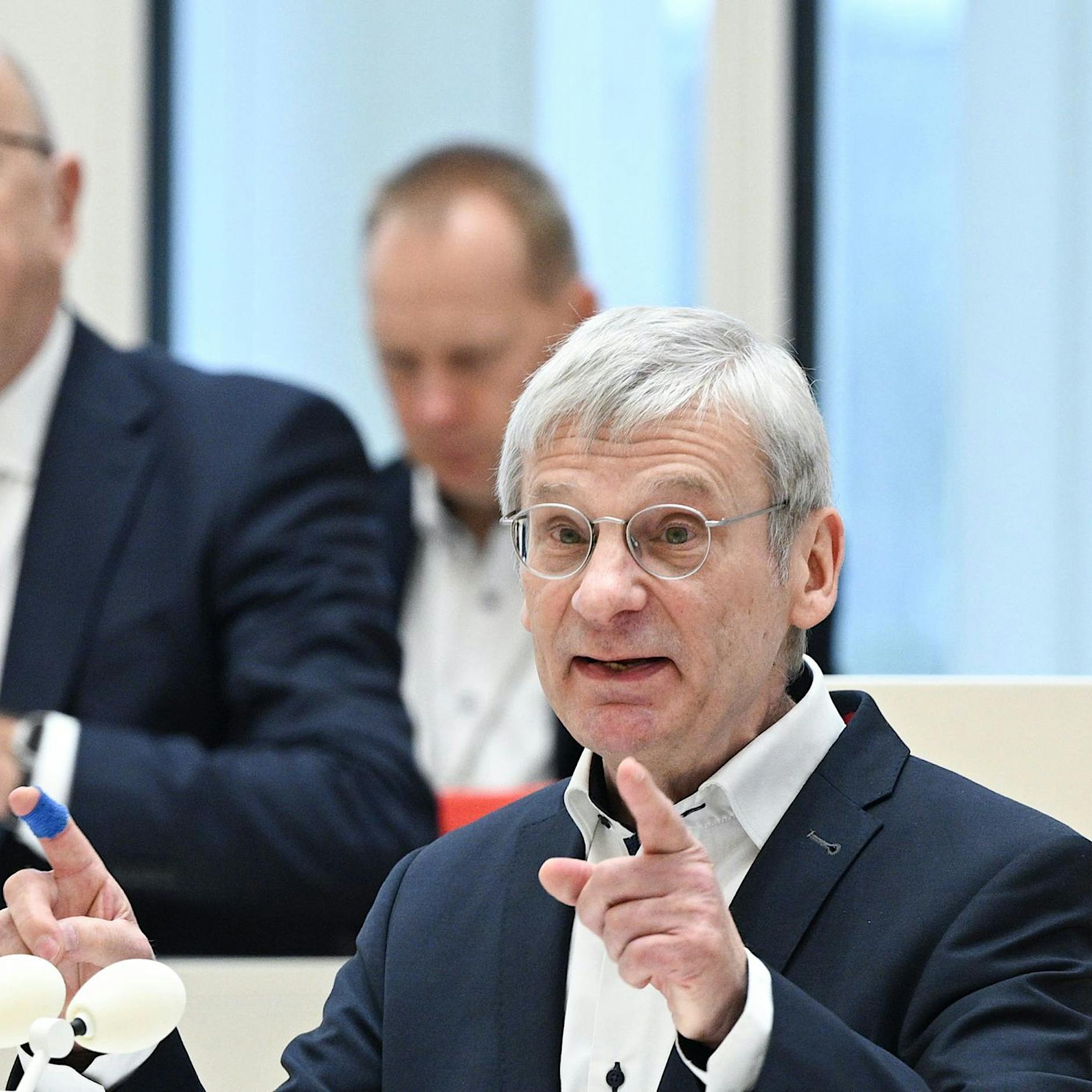 Umfrage: AfD stärkste Kraft in Brandenburg, fast die Hälfte will Neuwahlen