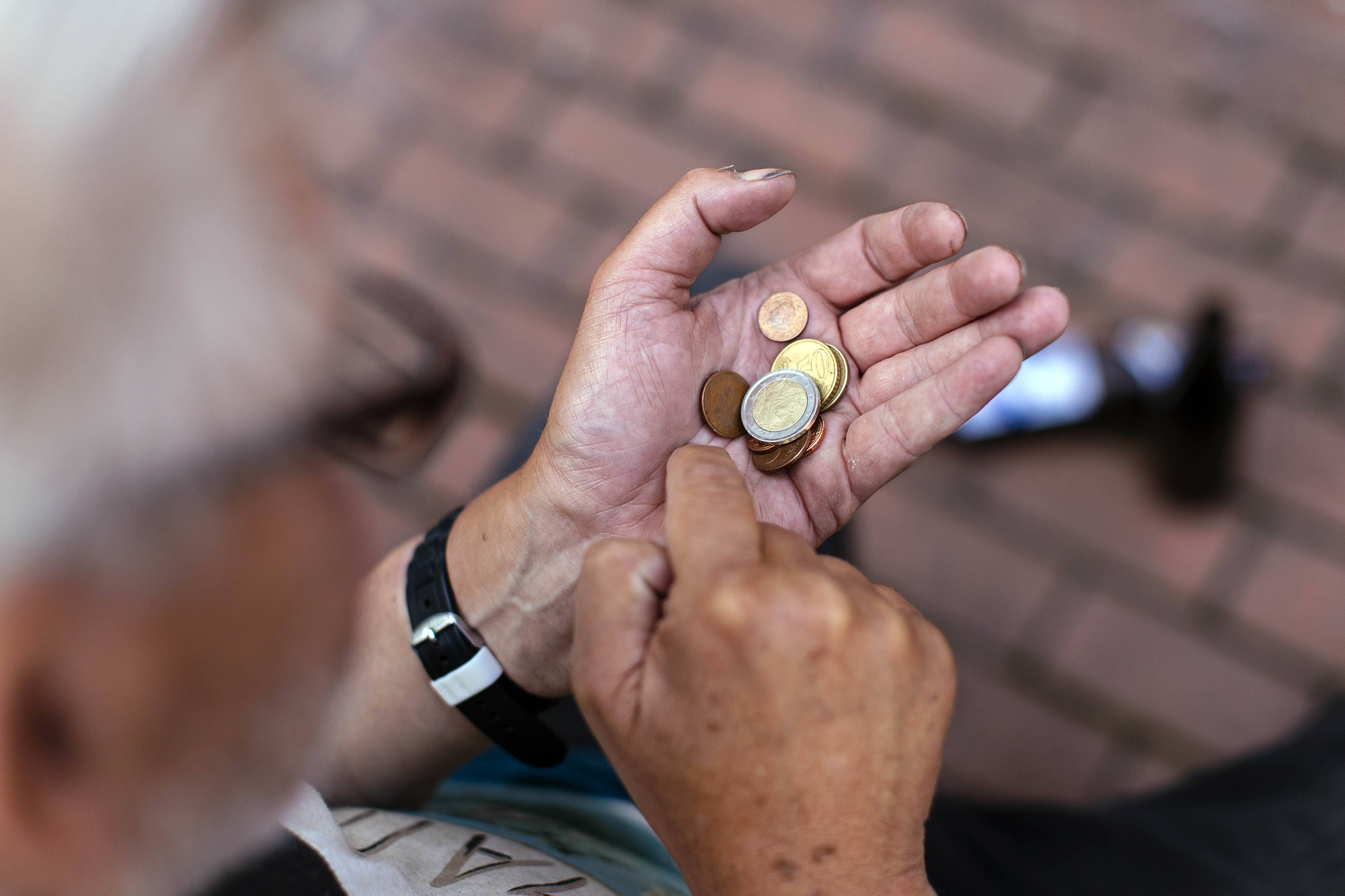 Image - BGH kippt zentrale Klausel bei Riester-Rente: Wichtige Informationen für Versicherte