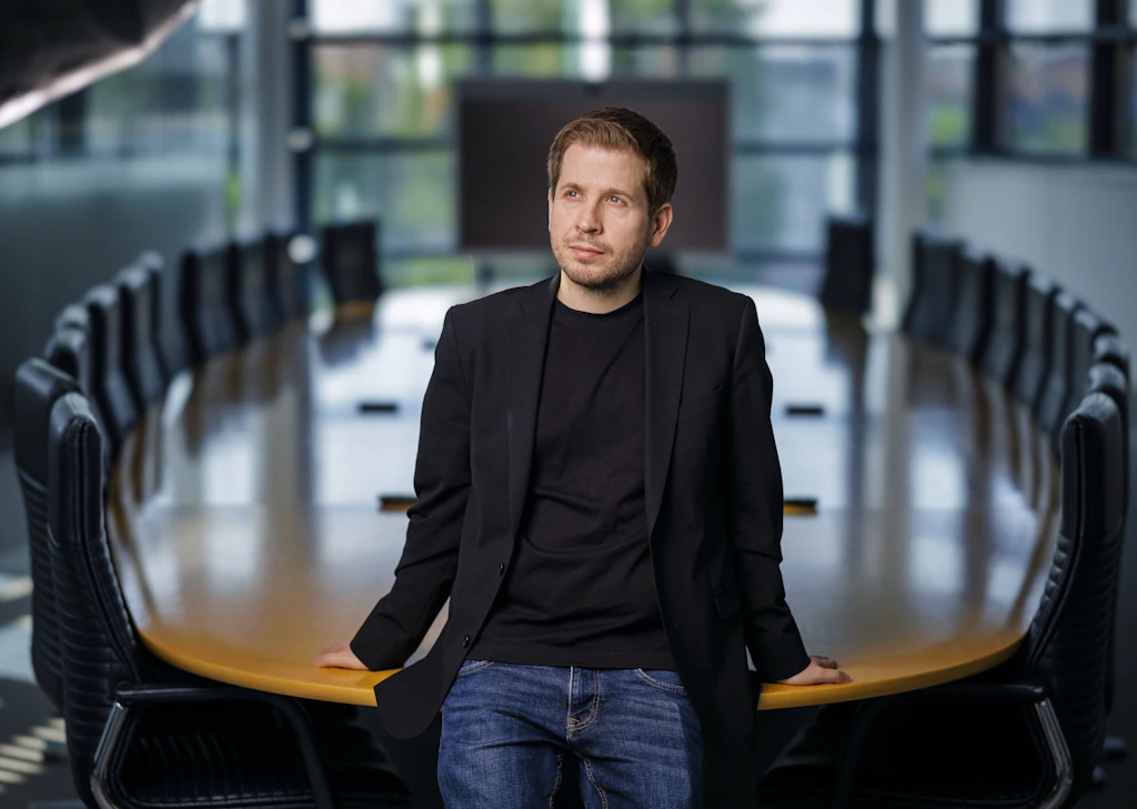 Kühnerts neuer Job: Ein Einblick in das Versorgungswerk für Politiker