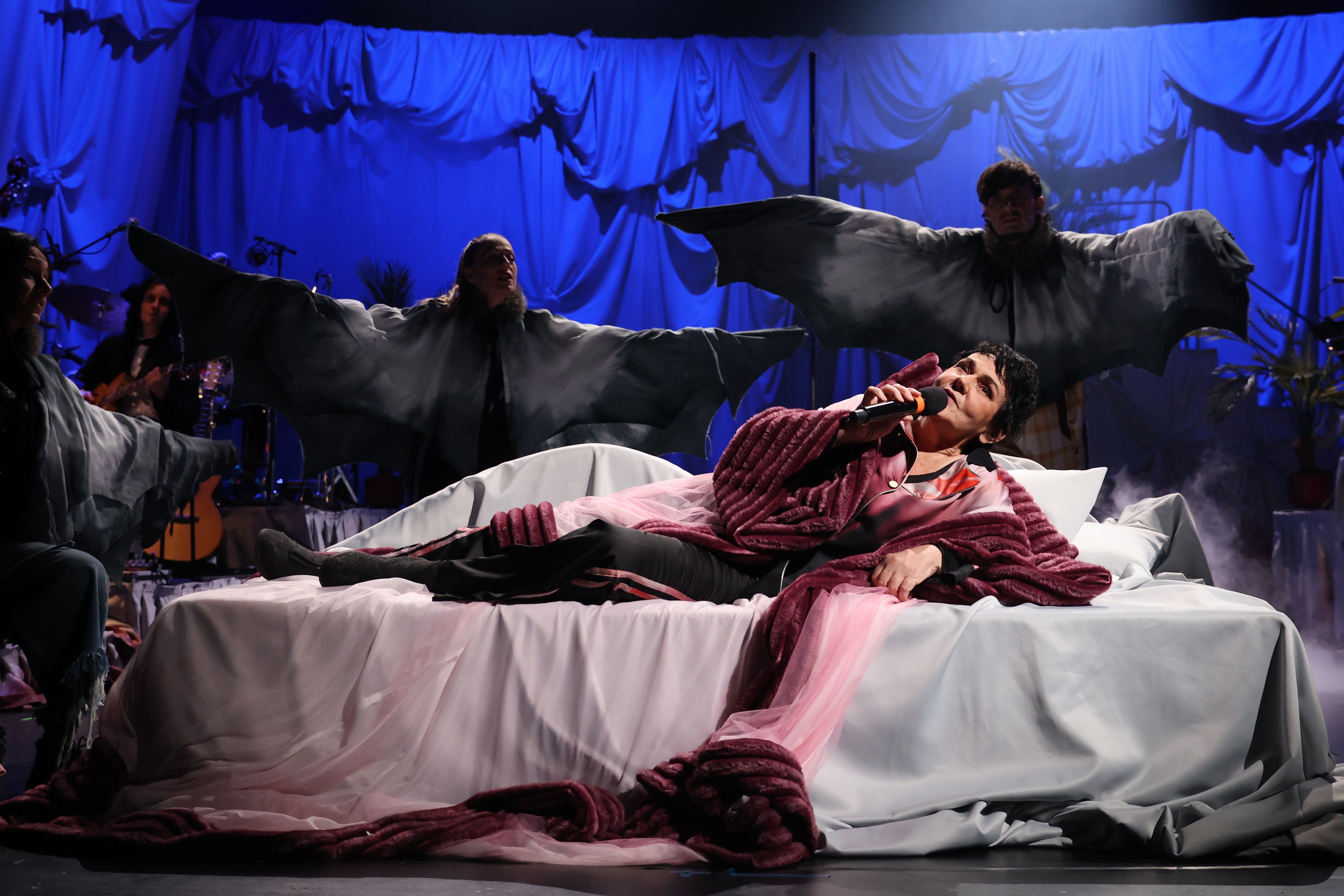 Christiane Rösingers neues Musical „Leben im Liegen“ feiert die Subversion der Verweigerung