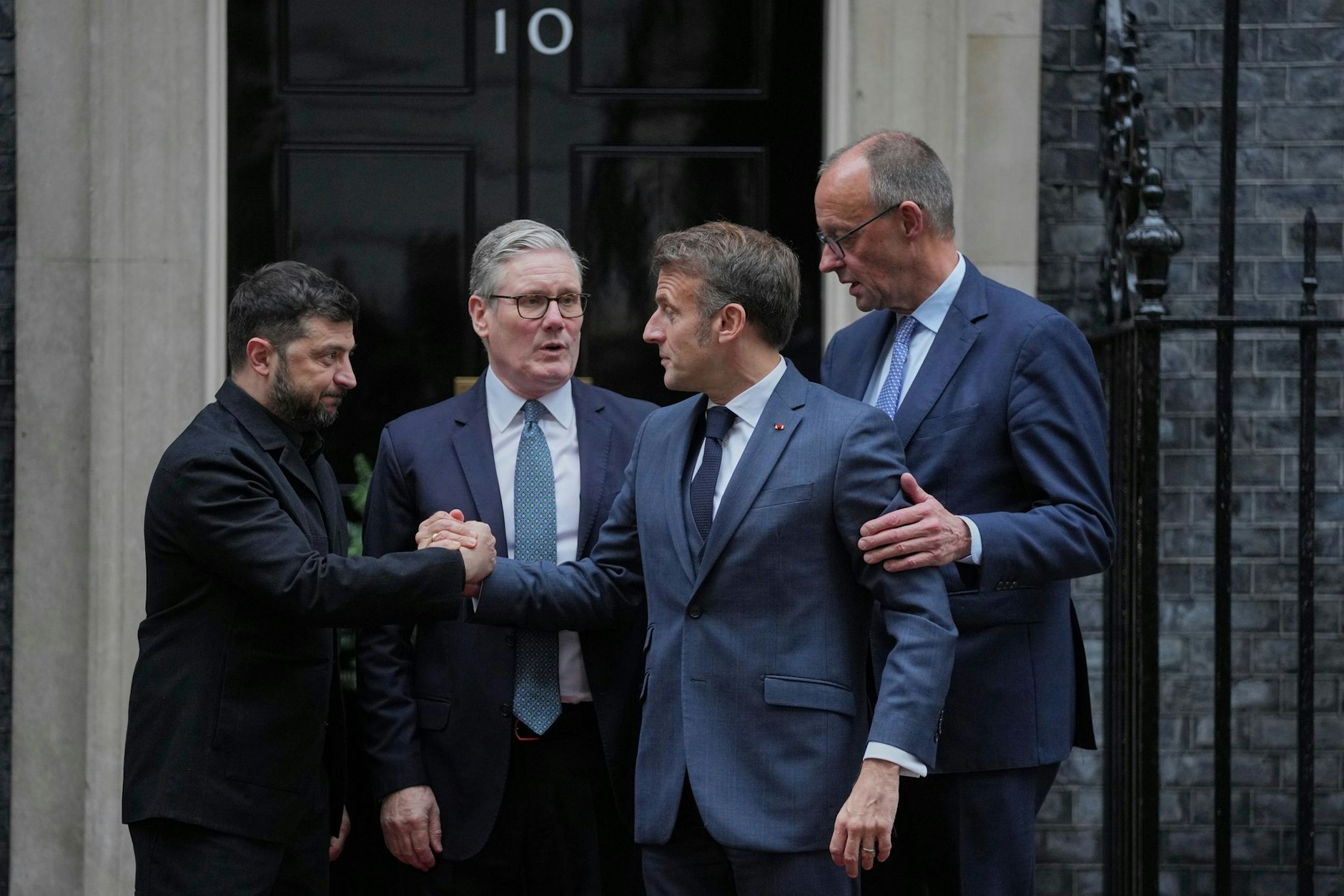 Von Links: Wolodymyr Selenskyj, der britische Premierminister Keir Starmer, der französische Präsident Emmanuel Macron und der deutsche Bundeskanzler Friedrich Merz trafen sich vor wenigen Tagen in London.