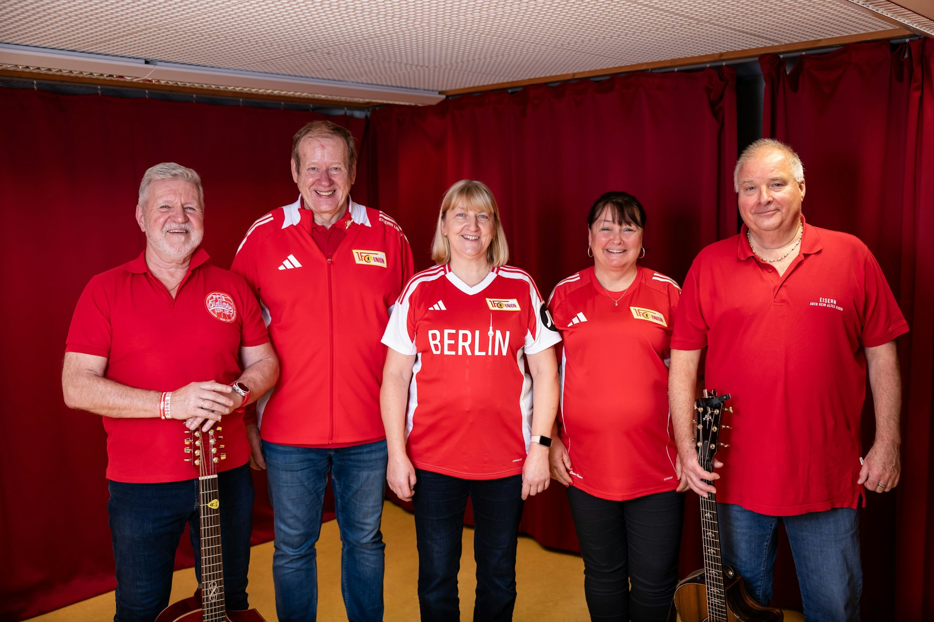 Frank Hoffmann, Thomas Lange, Anette Ishorst, Sabine Mareen und Nikolai Orschmann halte den Chor der FCU Oldies organisatorisch und musikalisch zusammen.