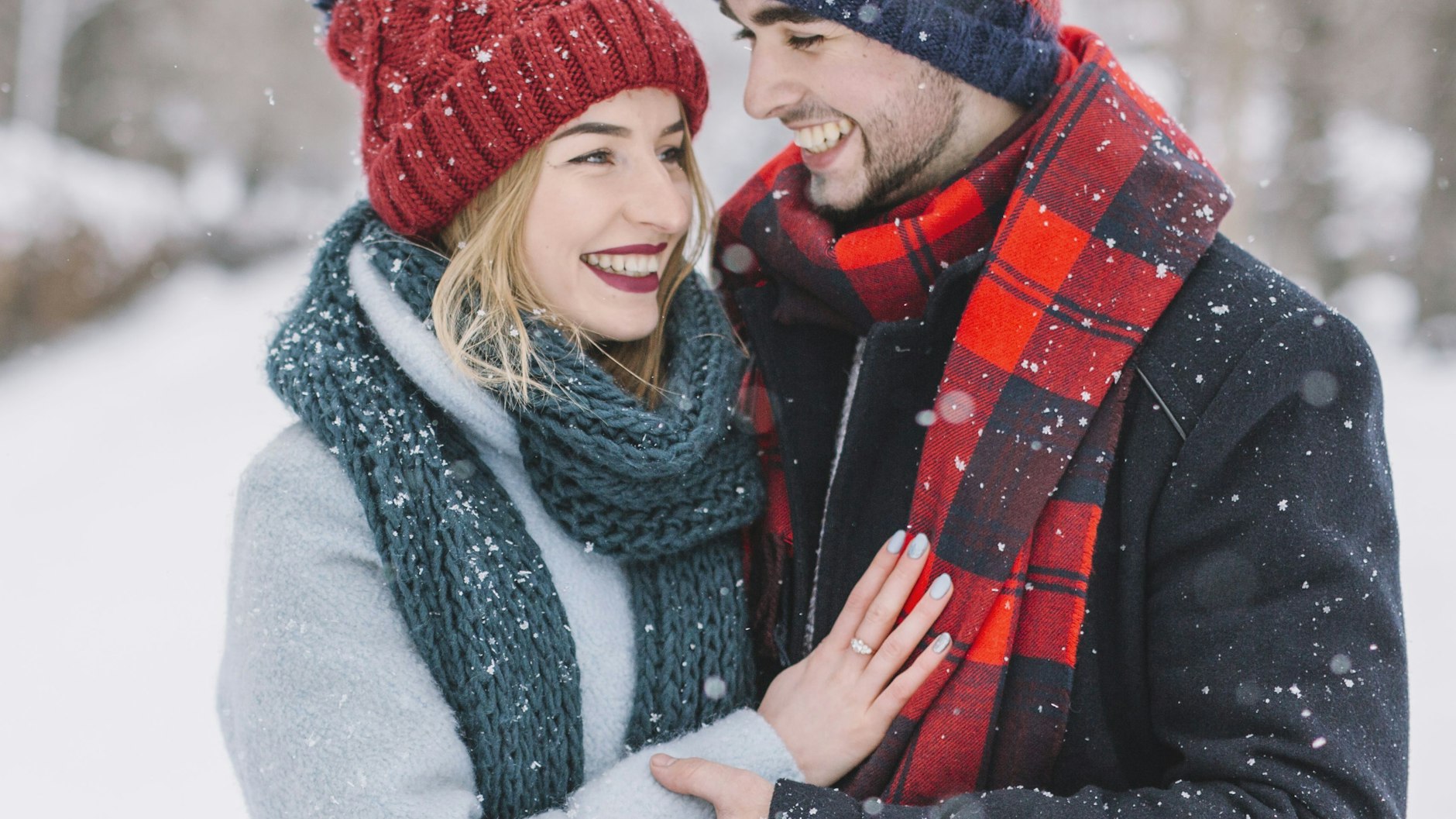 Laut Horoskop verleiht uns der Tag eine träumerische Offenheit.