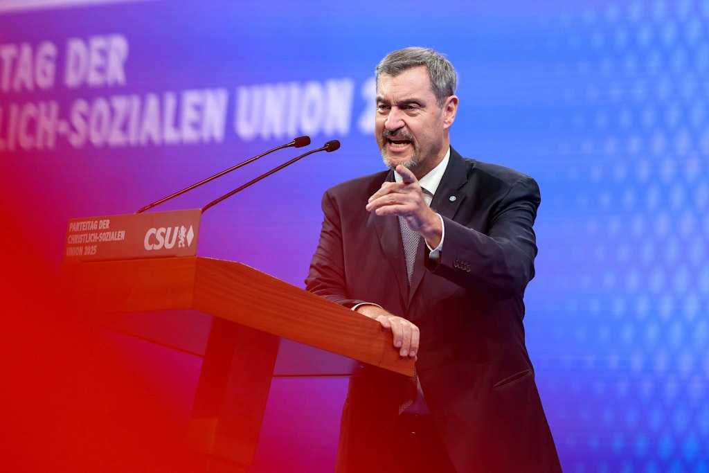 Markus Söder erneut zum CSU-Parteichef gewählt