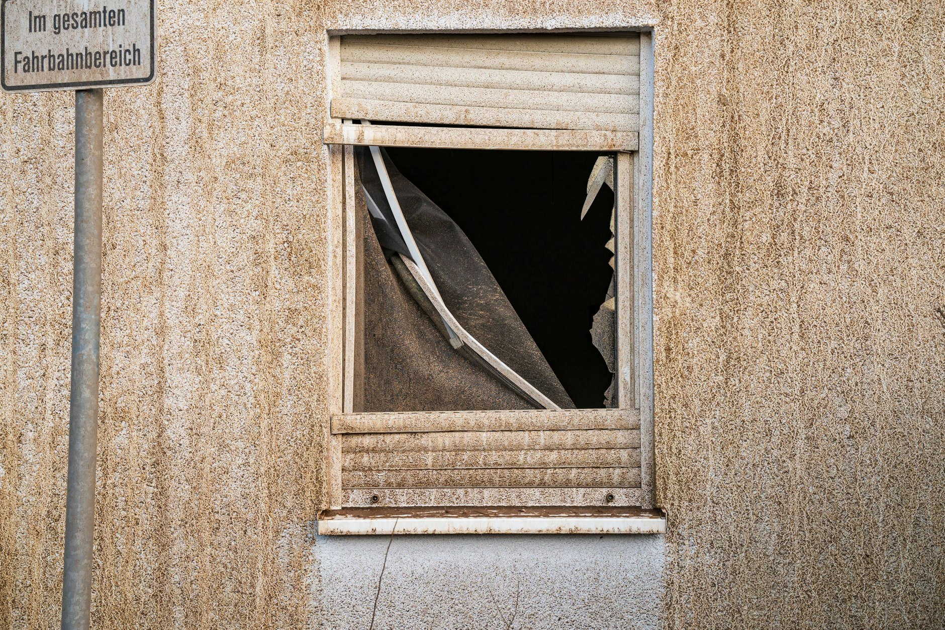 Mehr 50 Menschen in Hanau sind betroffen: Bei der Sprengung einer Weltkriegsbombe wurden einige Wohnungen zerstört.