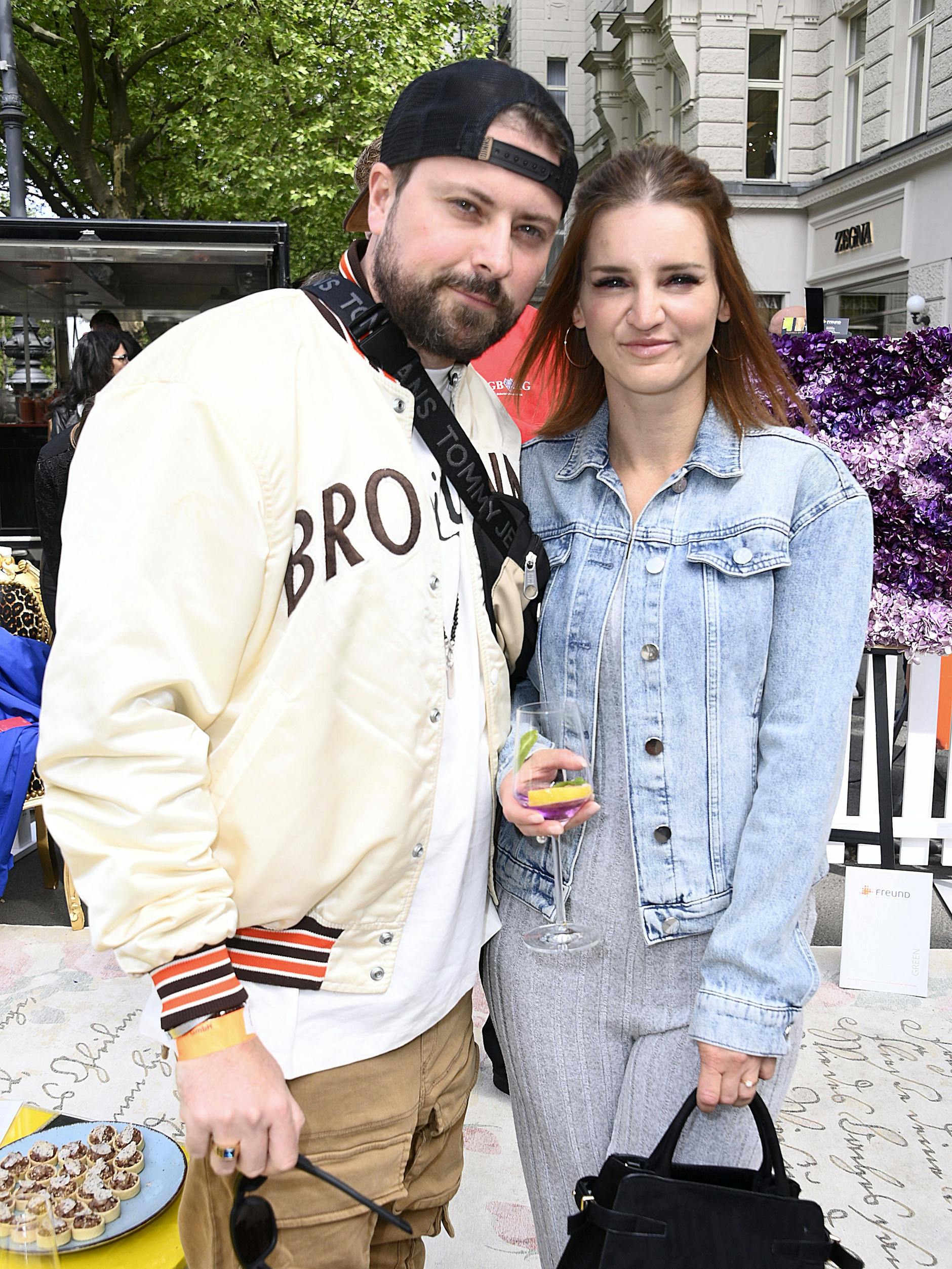 Eigentlich wollten Felix von Jascheroff und Alexandra Sophie Winterberg ihre Heirat selbst verkünden.