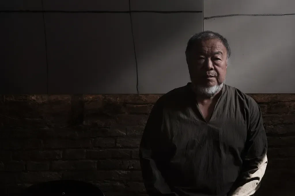 Ai Weiwei im Gespräch: Über Ukraine, Meinungsfreiheit und die Krise des Westens