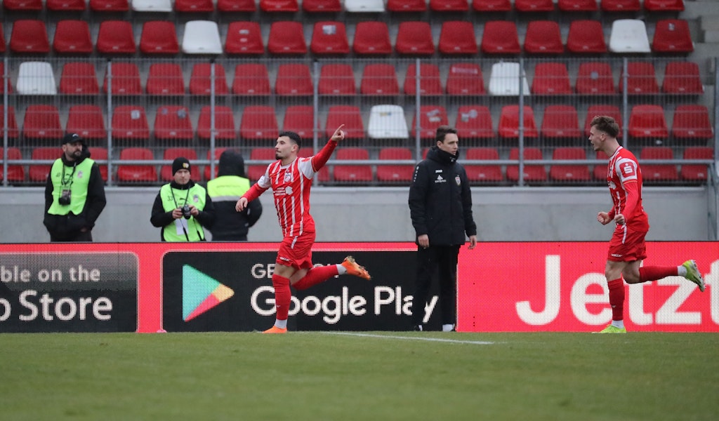 0-1-dynamo-macht-einen-fehler-mit-erfurts-fehler