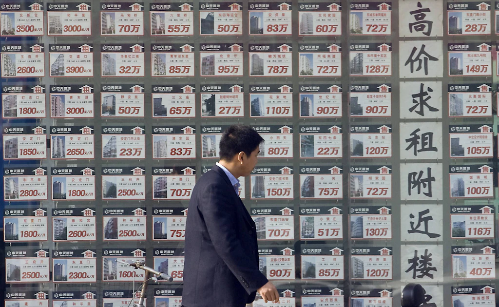 Pekin'in büyümesi duraklıyor: tüketim zayıflıyor, emlak piyasası daralıyor