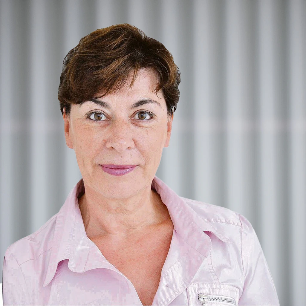 Christine Dankbar