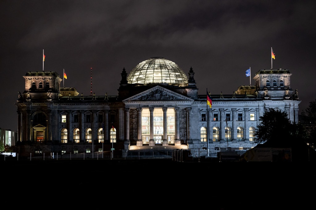 Bundestag nach IT-Totalausfall wieder online: Netzwerke und Kommunikation laufen wieder