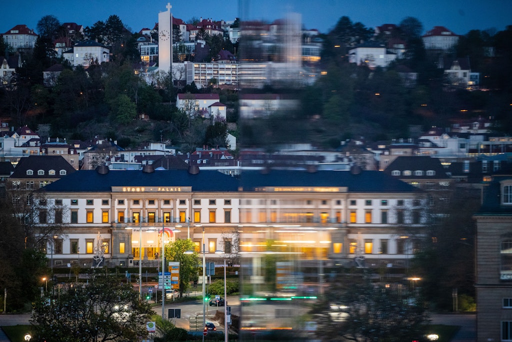 Stuttgart 21, leere Kassen, gestrichener Glamour: Jetzt lernt selbst der Schwabe Schulden