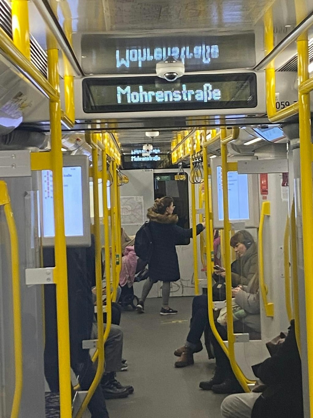 Mohrenstra-e-lebt-bei-BVG-doch-weiter