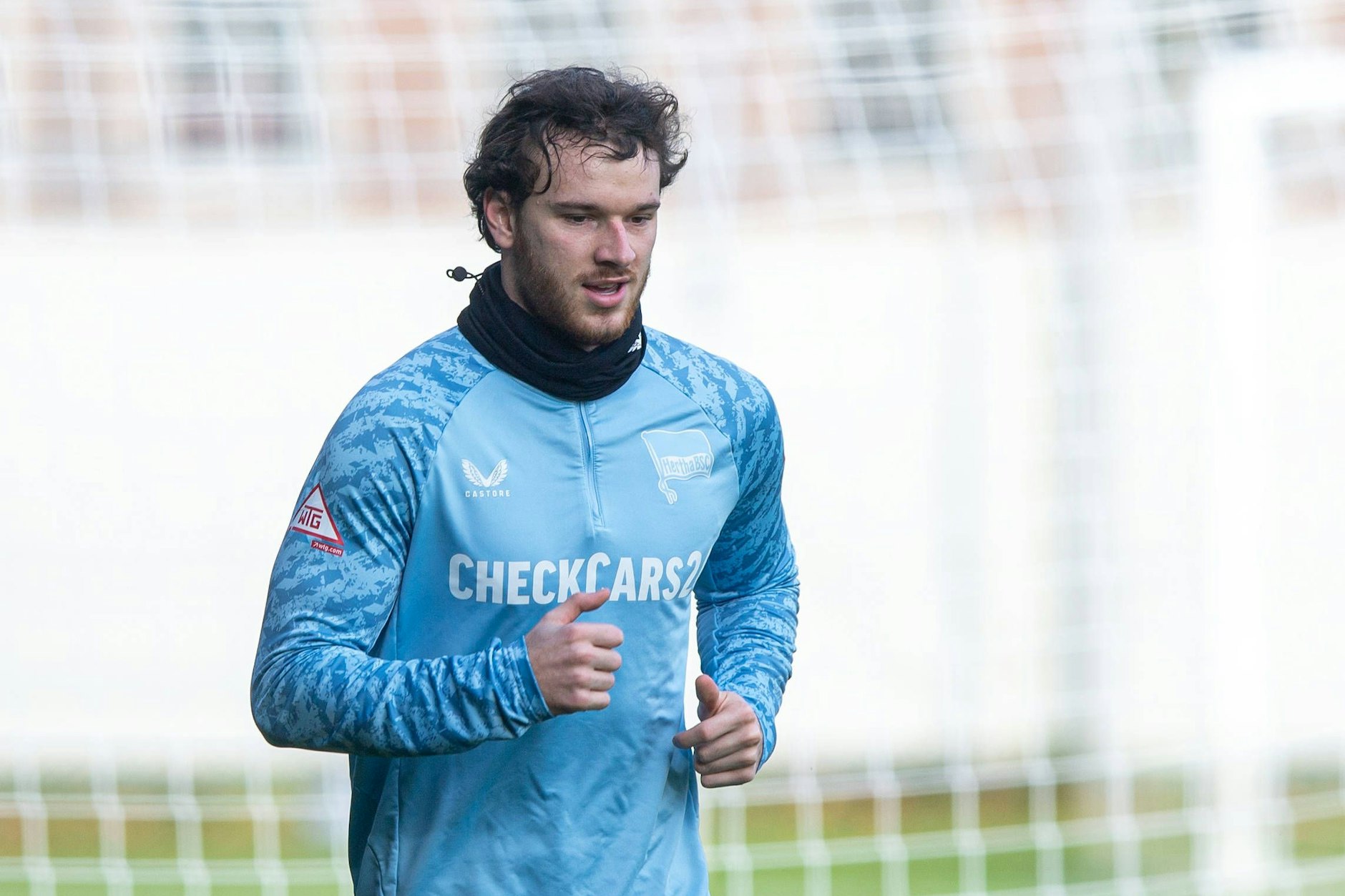 Hertha-Verteidiger Pascal Klemens ist eigentlich für die Zukunft fest eingeplant. Doch sein Vertrag läüft im Sommer 2026 aus.