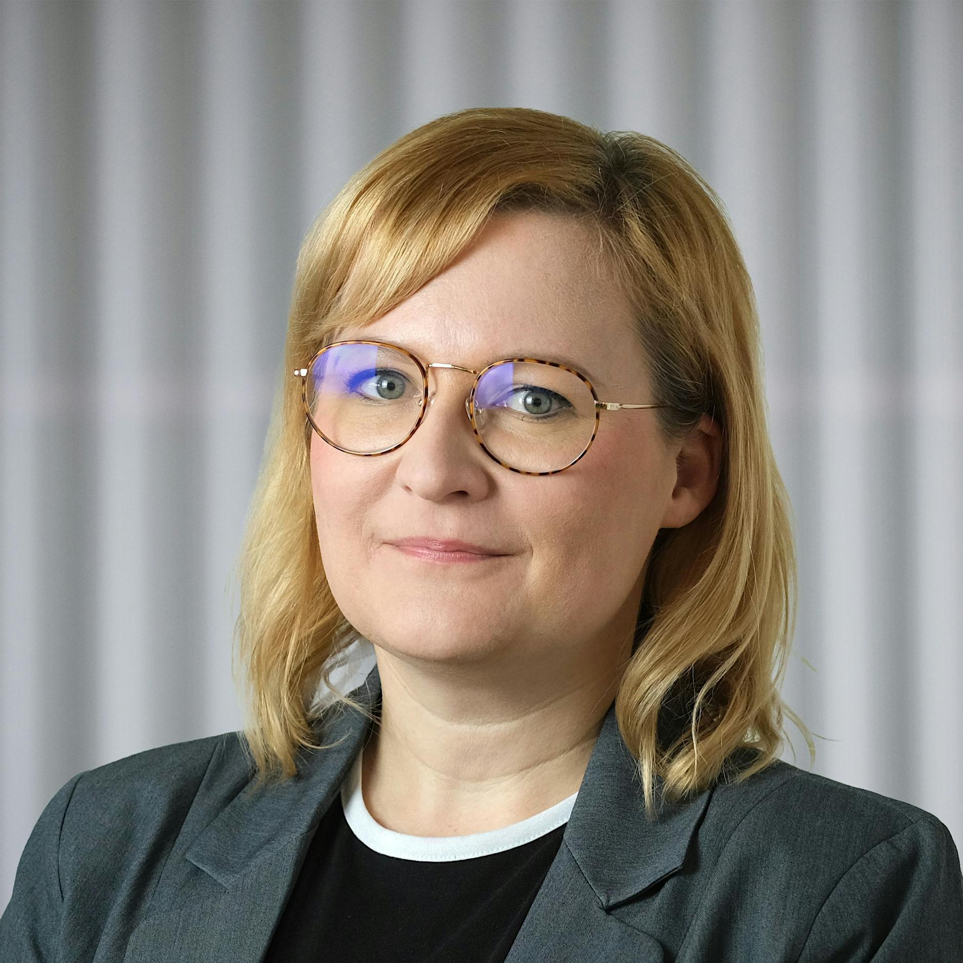 Author - Josephin Hartwig