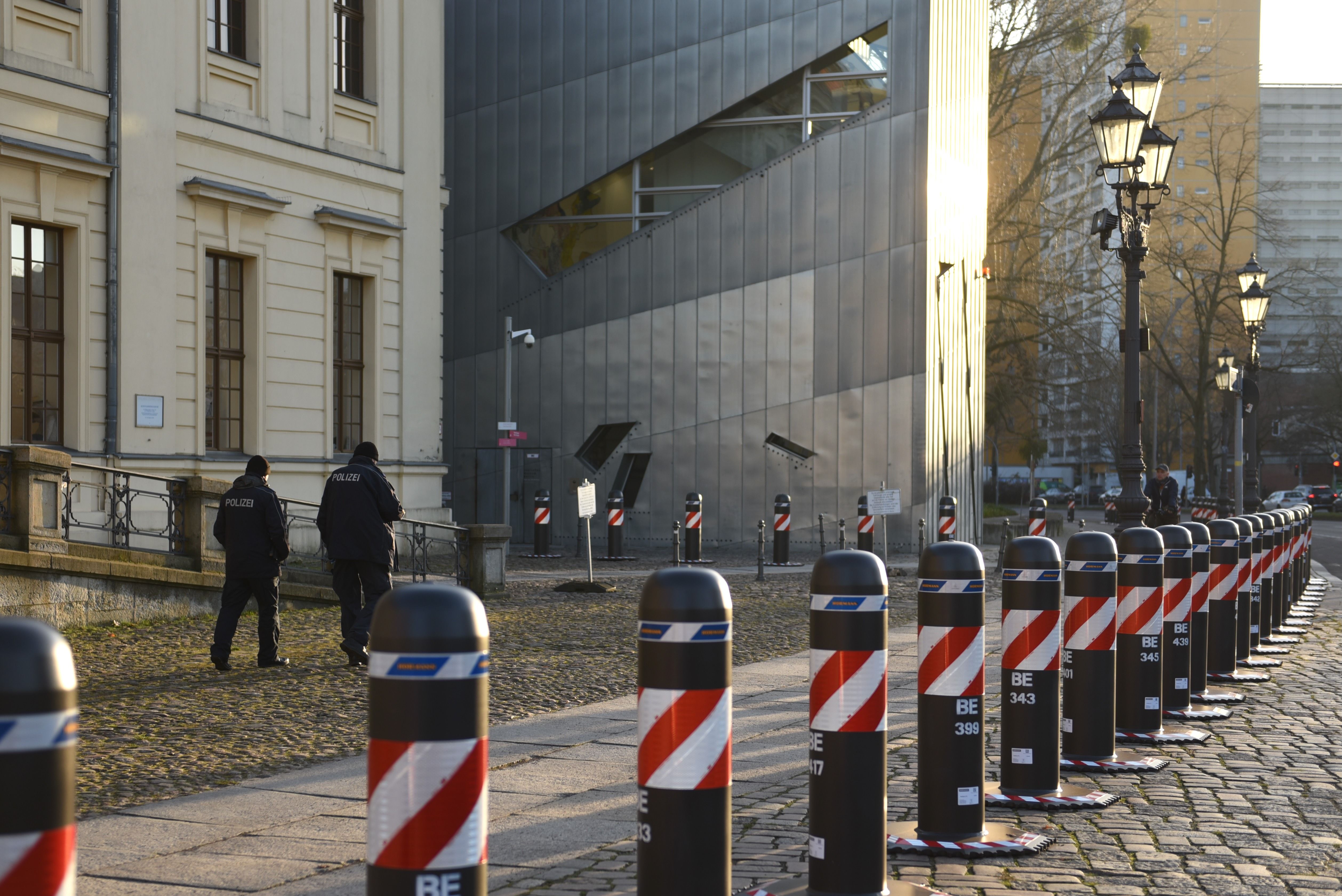 Jüdische Einrichtungen in Berlin: Polizei erhöht Schutzmaßnahmen