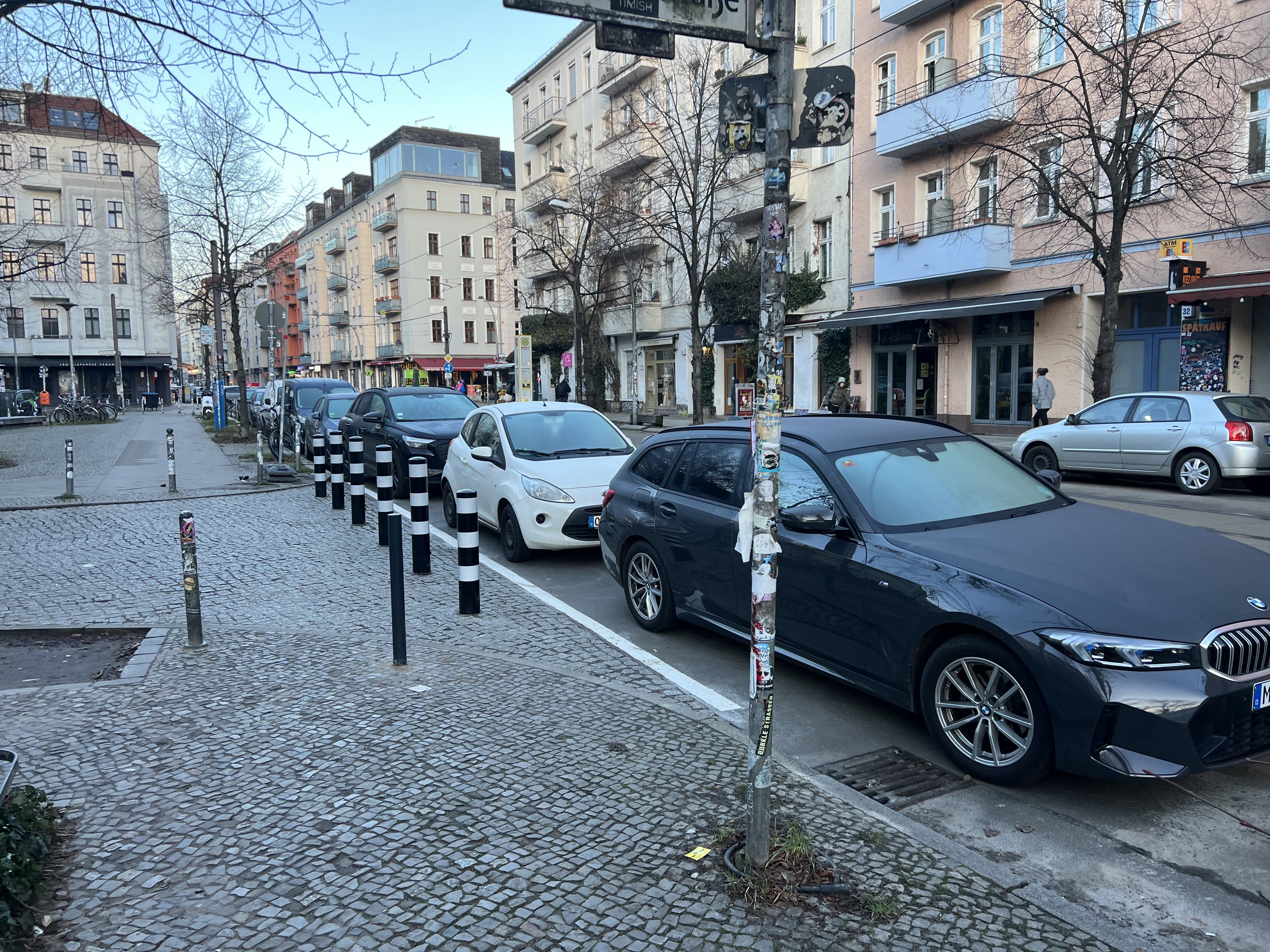 Wie Verkehrsbremsen plötzlich neue Autos anlocken