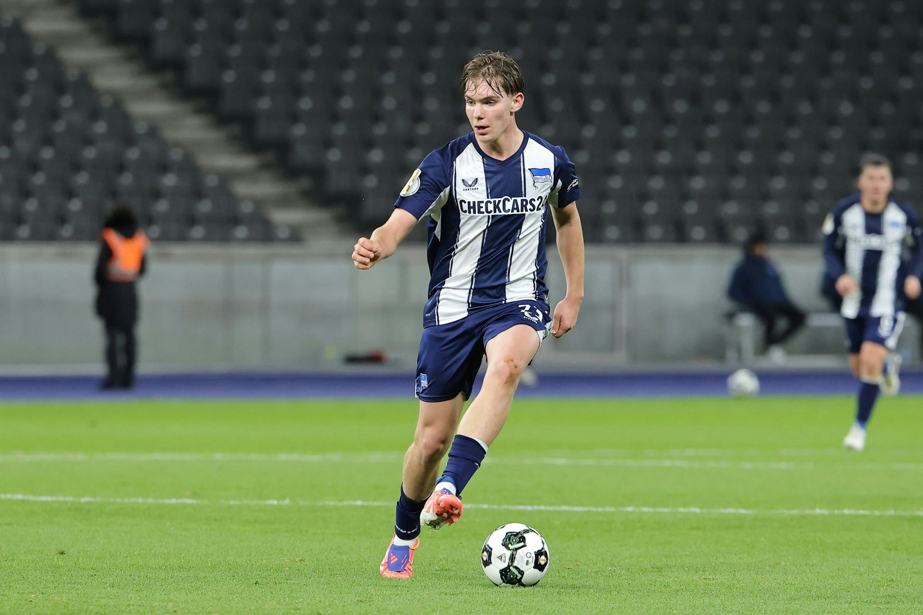 Herthas Wunderkind Kennet Eichhorn ist mit 20 Millionen Euro geschätzten Marktwert jetzt der teuerste Zweitliga-Profi aller Zeiten.