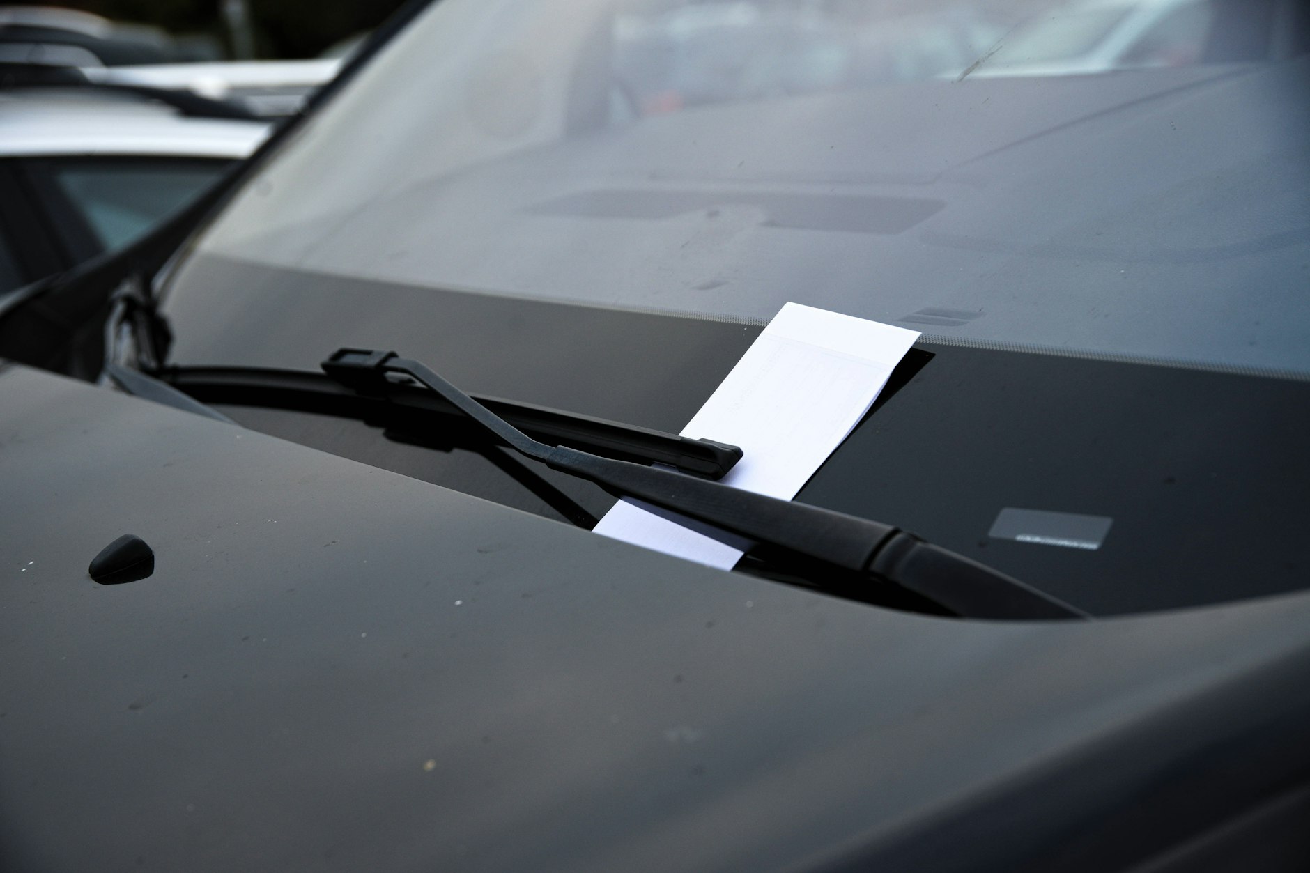 Verkehrsverstöße und Strafzettel sind Aufgabe von Polizei und Ordnungsamt.