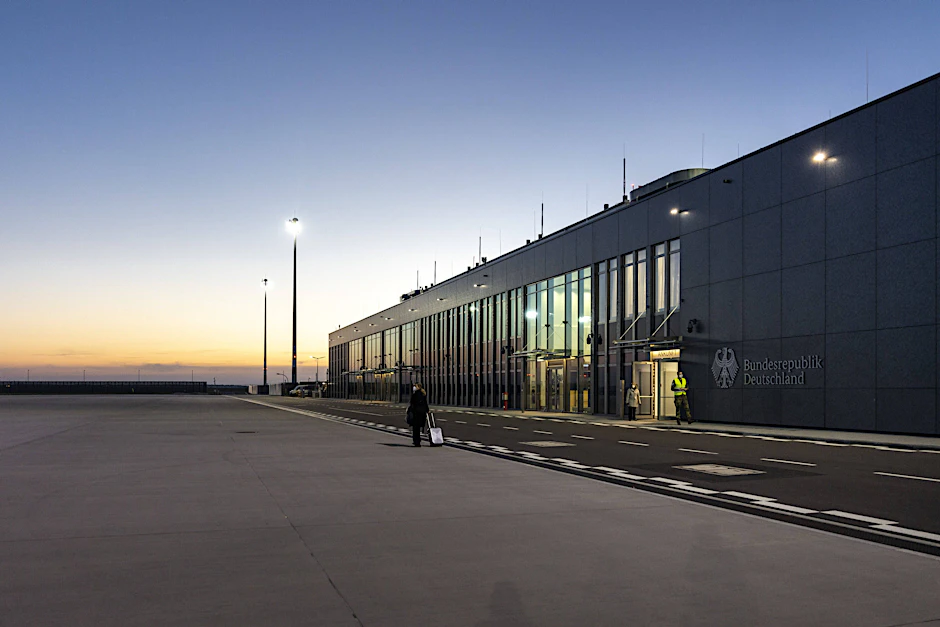 Milliarden statt Millionen: Kosten für Berliner Regierungsflughafen explodieren