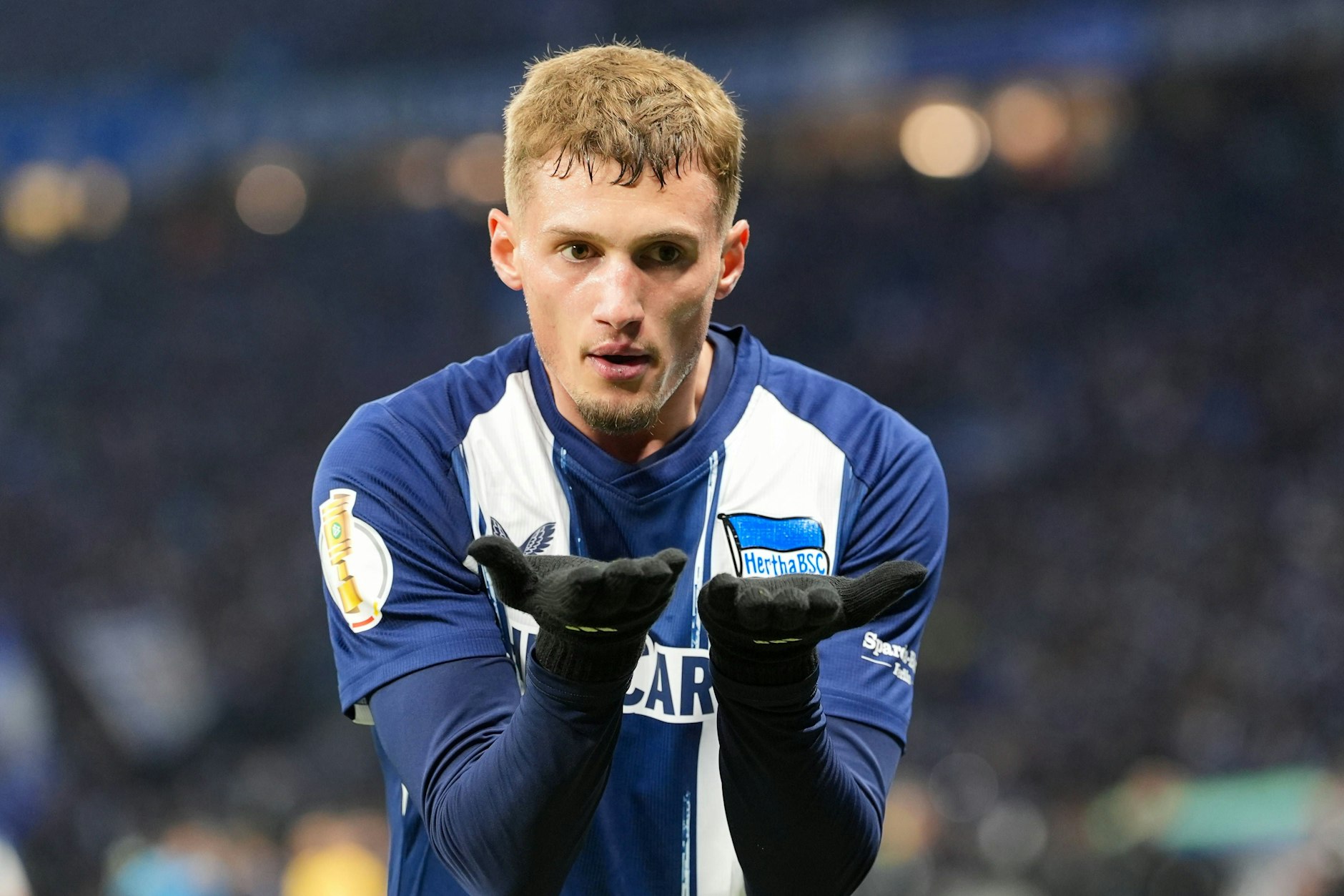 Der offensive Mittelfeldspieler Michael Cuisance hat bei Hertha BSC endlich eine Heimat gefunden und bedankt sich beim Klub und den Fans.