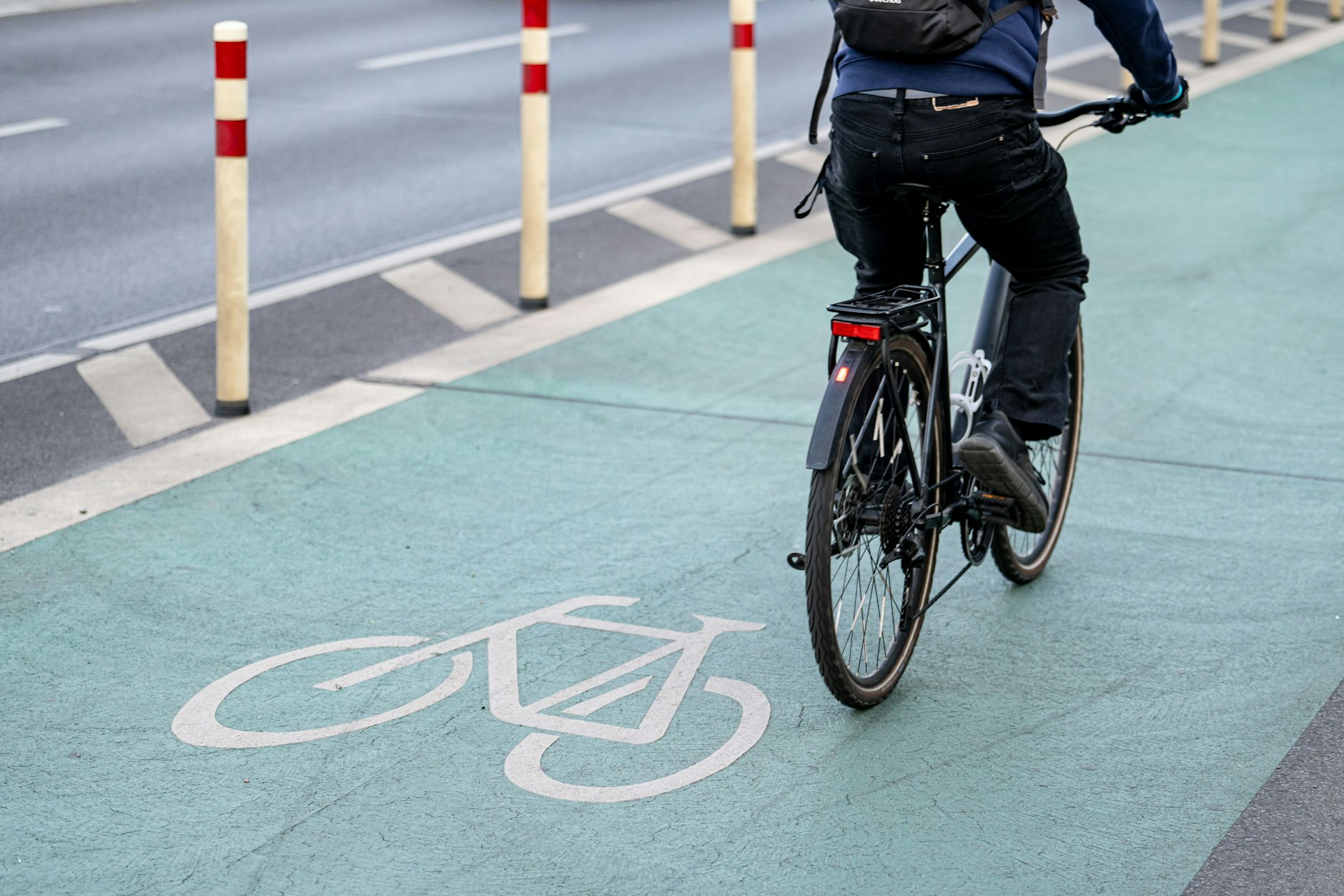 Insgesamt wurden im Jahr 2025 in Berlin 20,5 Kilometer Radwege fertiggestellt – damit verfehlt die Landesregierung ihre Ziele.