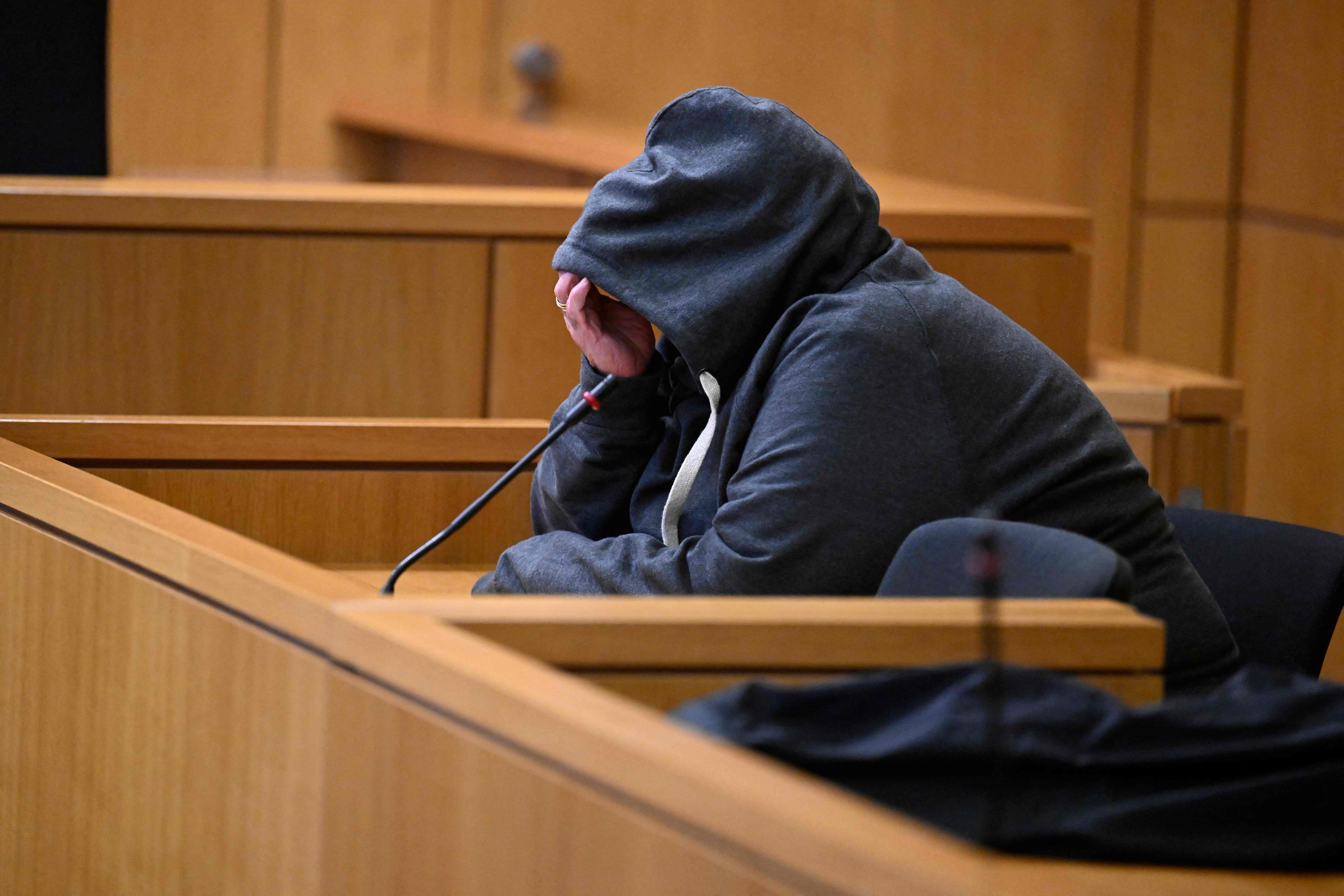 Mann betäubt und missbraucht Ehefrau über Jahre