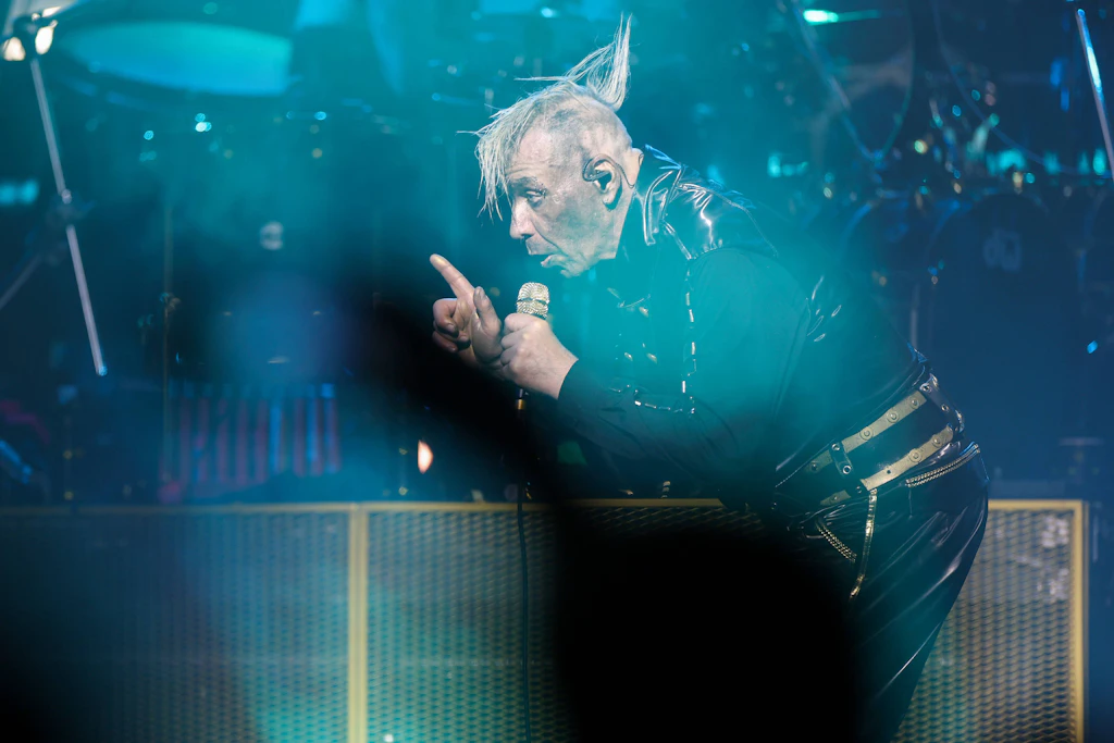 Schicker Gürtel: Till Lindemann 2025 auf Tournee in Zagreb