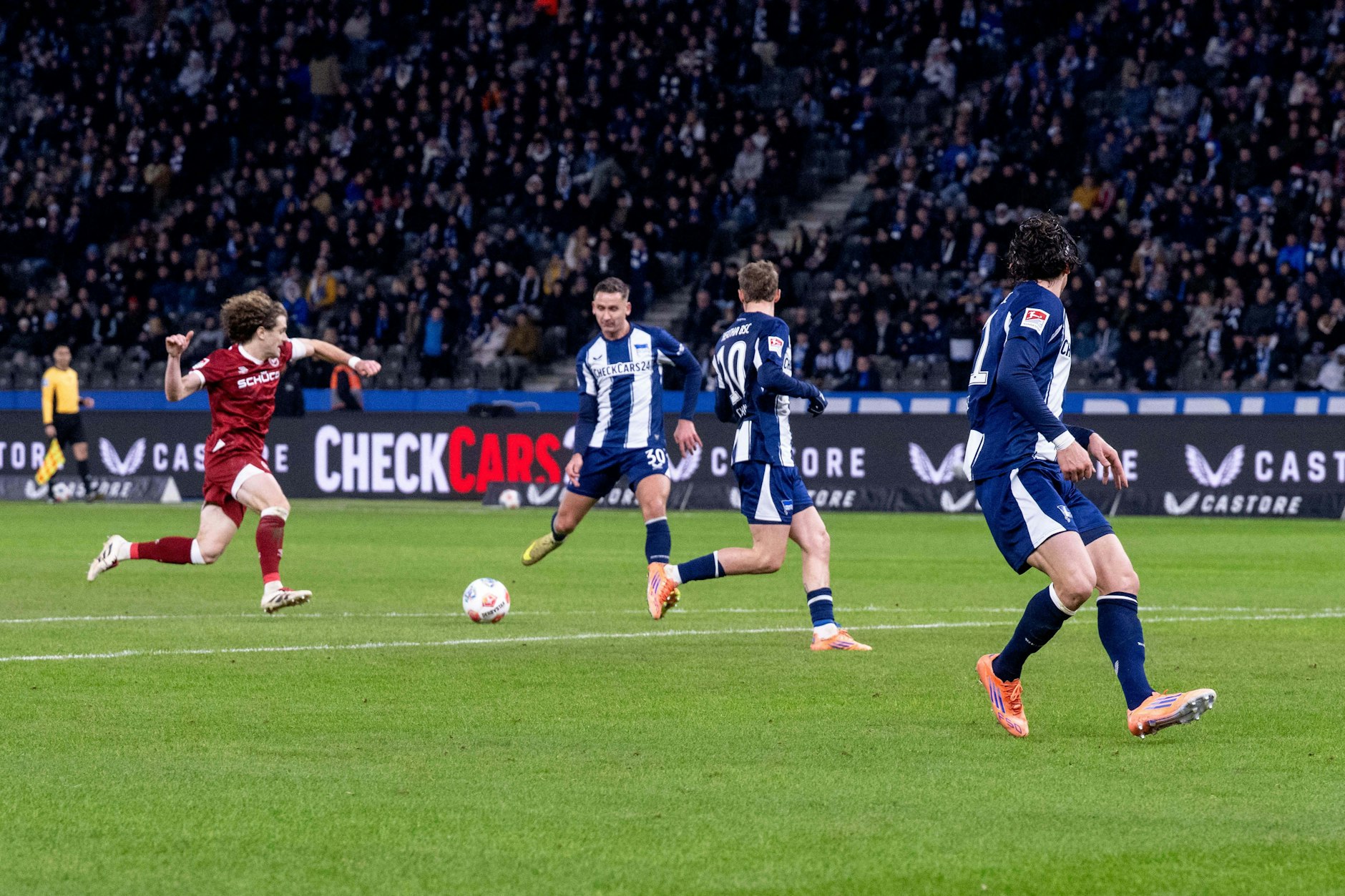 Paul Seguin traf in der 67. Minute für Hertha BSC zum 1:0 gegen Arminia Bielefeld.