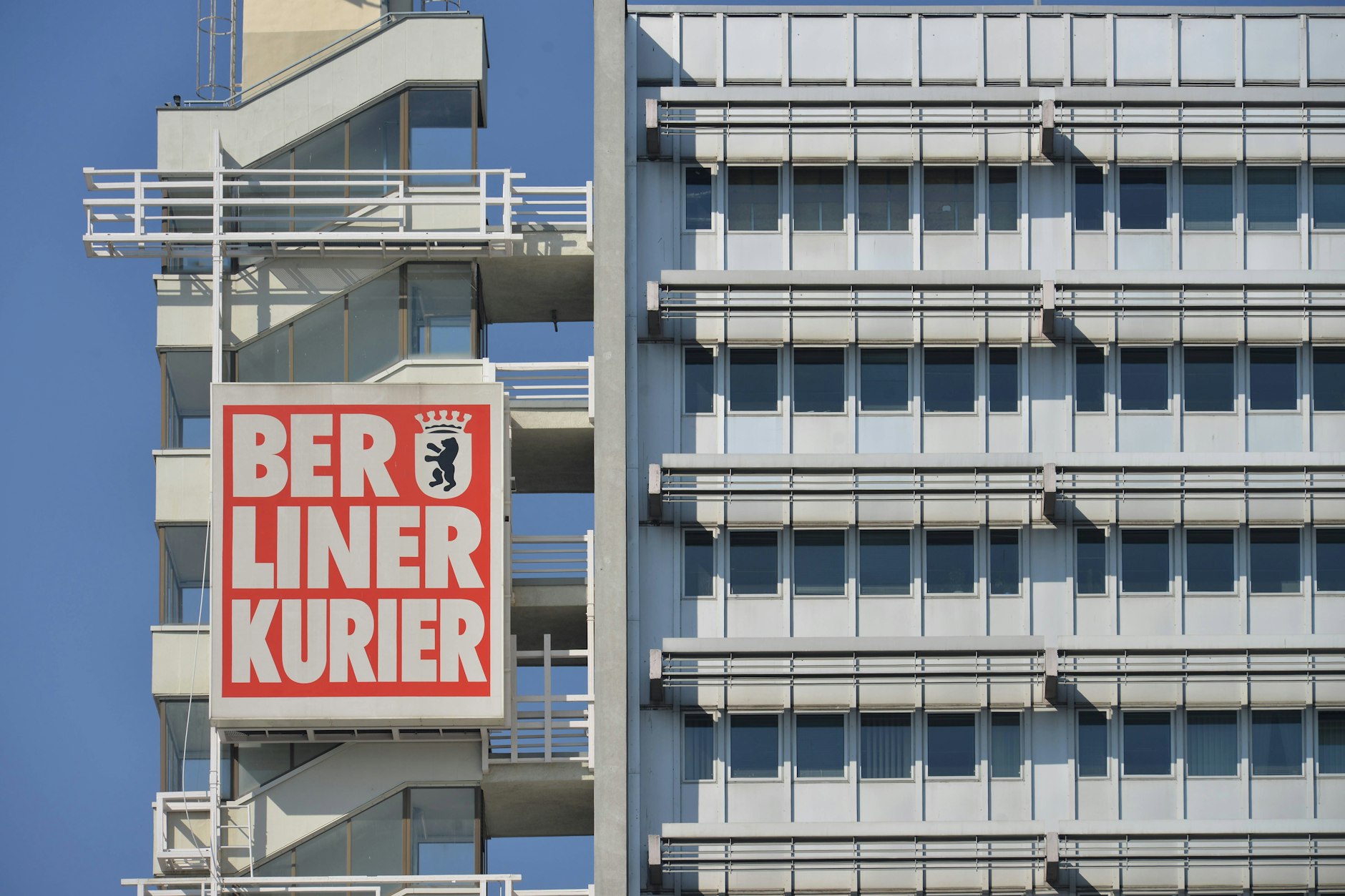 Wer Nachrichten gern in der gedruckten Zeitung liest, kann zu Weihnachten auch ein Abo seiner Lieblingszeitung verschenken.