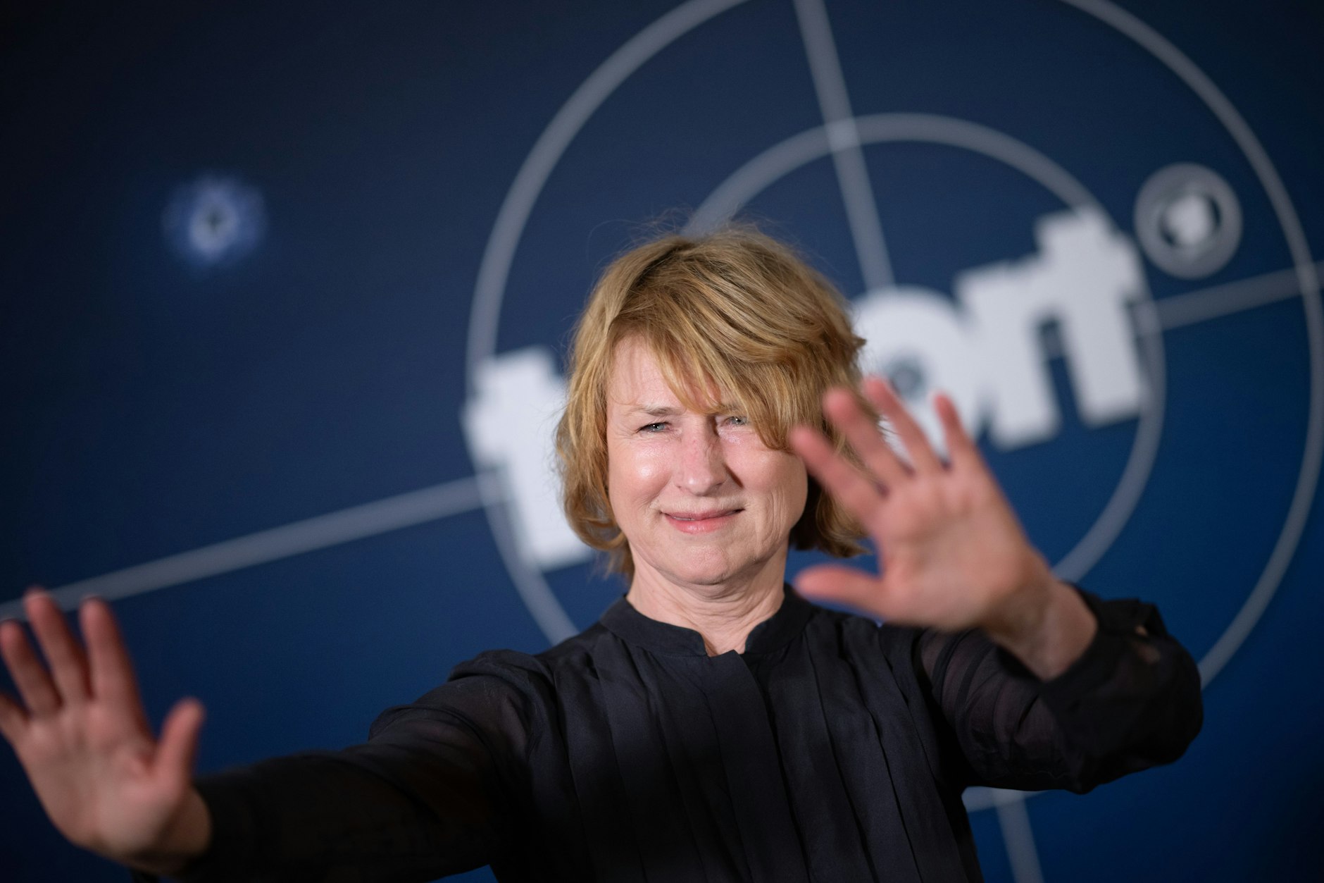 Viele Veränderungen stehen Waagen wie Corinna Harfouch im neuen Jahr bevor.