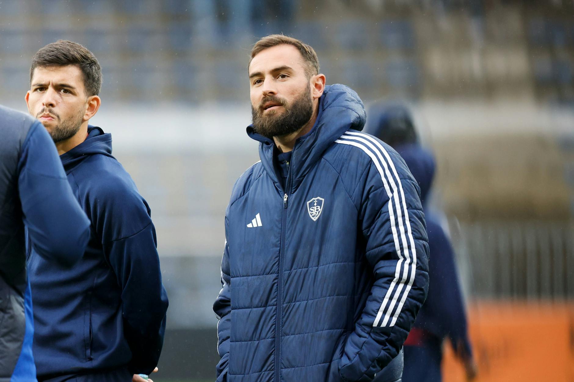 Ein gewohntes Bild: Lucas Tousart ist auch bei Stade Brest nur noch Ersatzspieler.